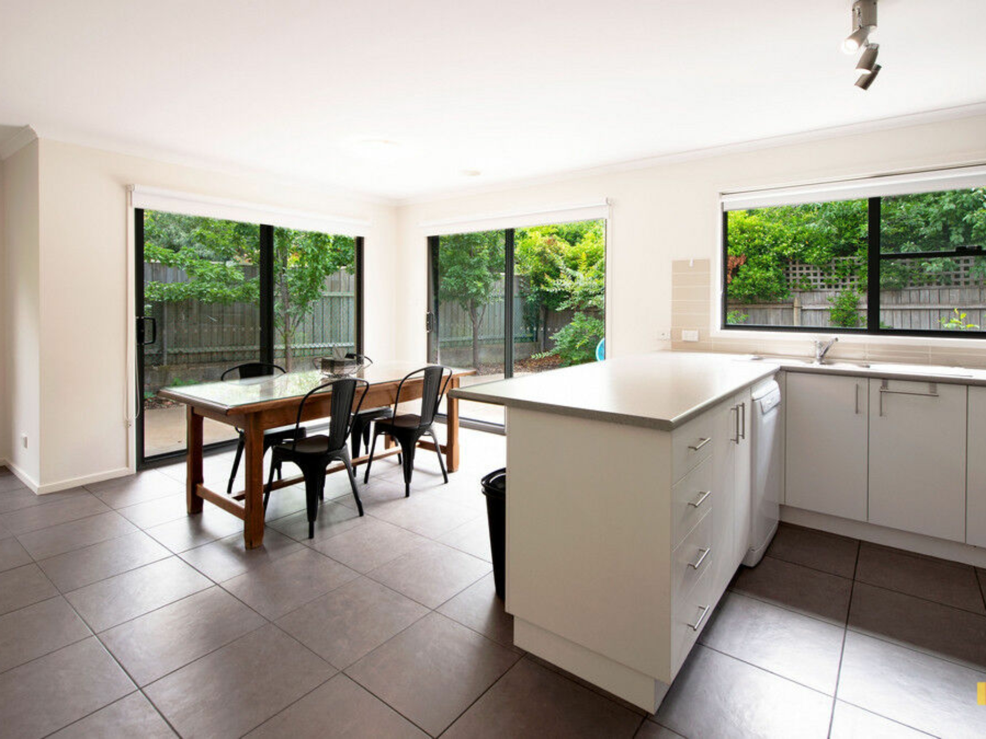 24B Lowanna Street, BRADDON