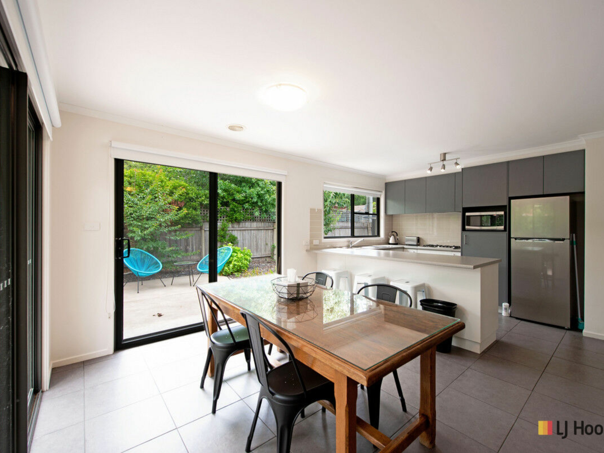 24B Lowanna Street, BRADDON