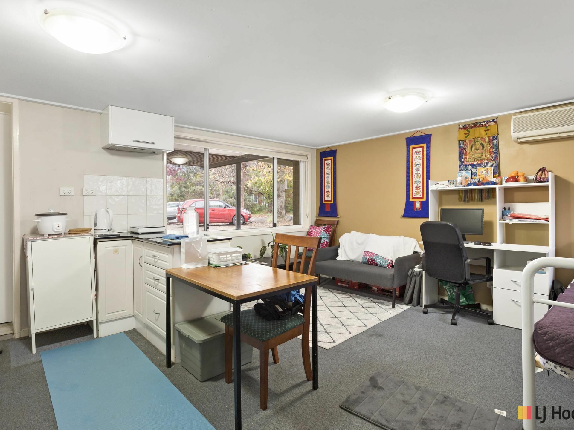 6 Cowan Street, DOWNER