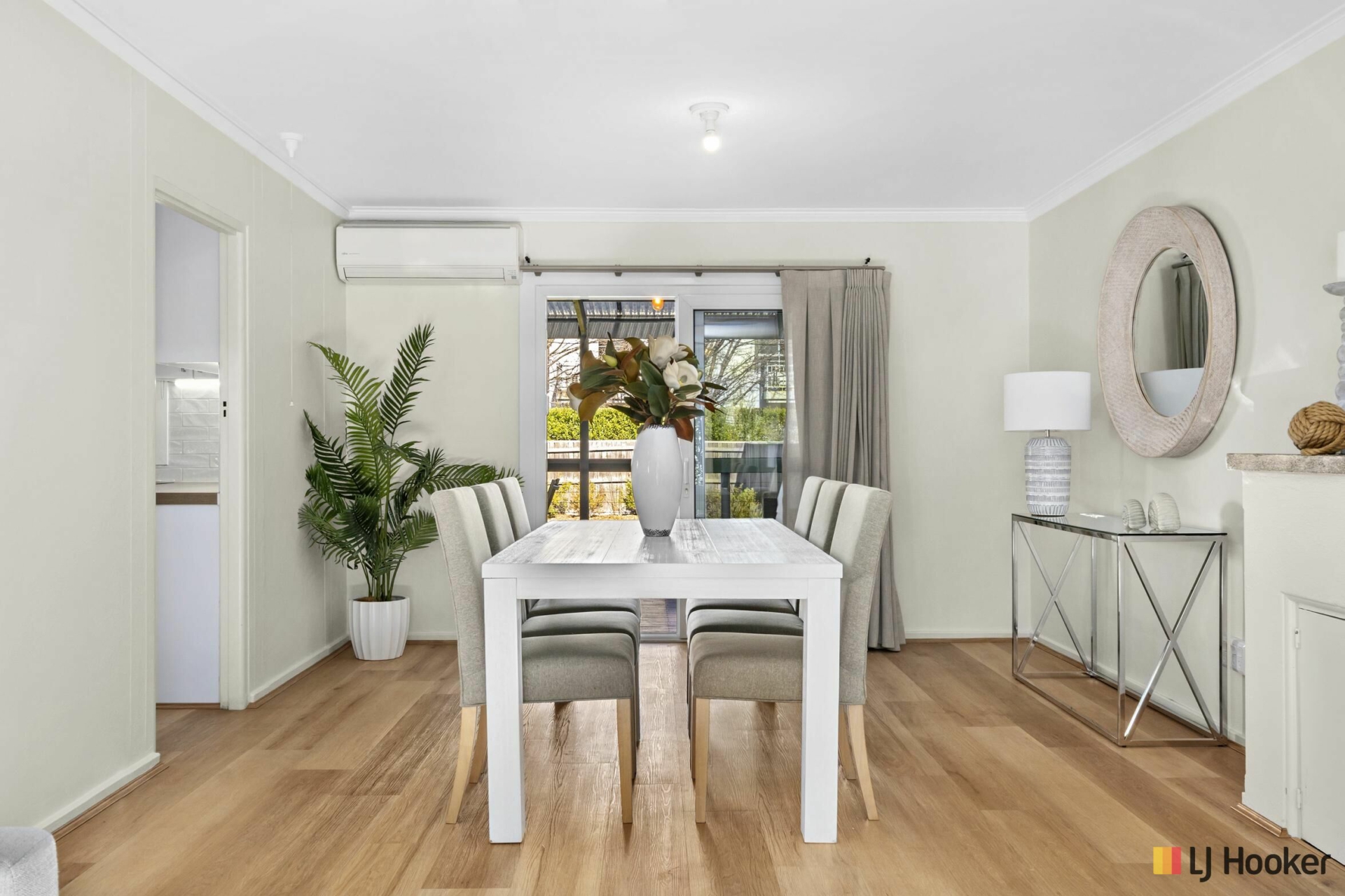 4 Dooring Street, BRADDON