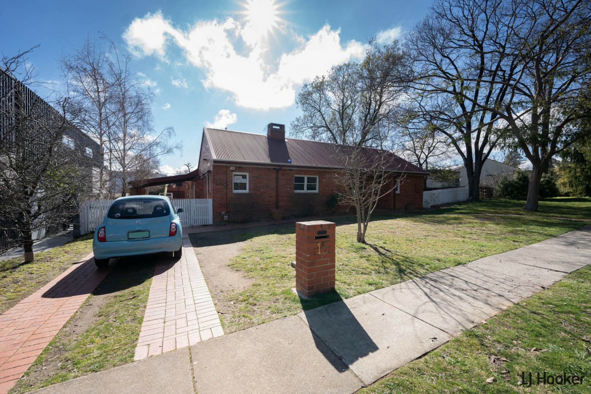 16 Greenway Street — photo 5 of 11