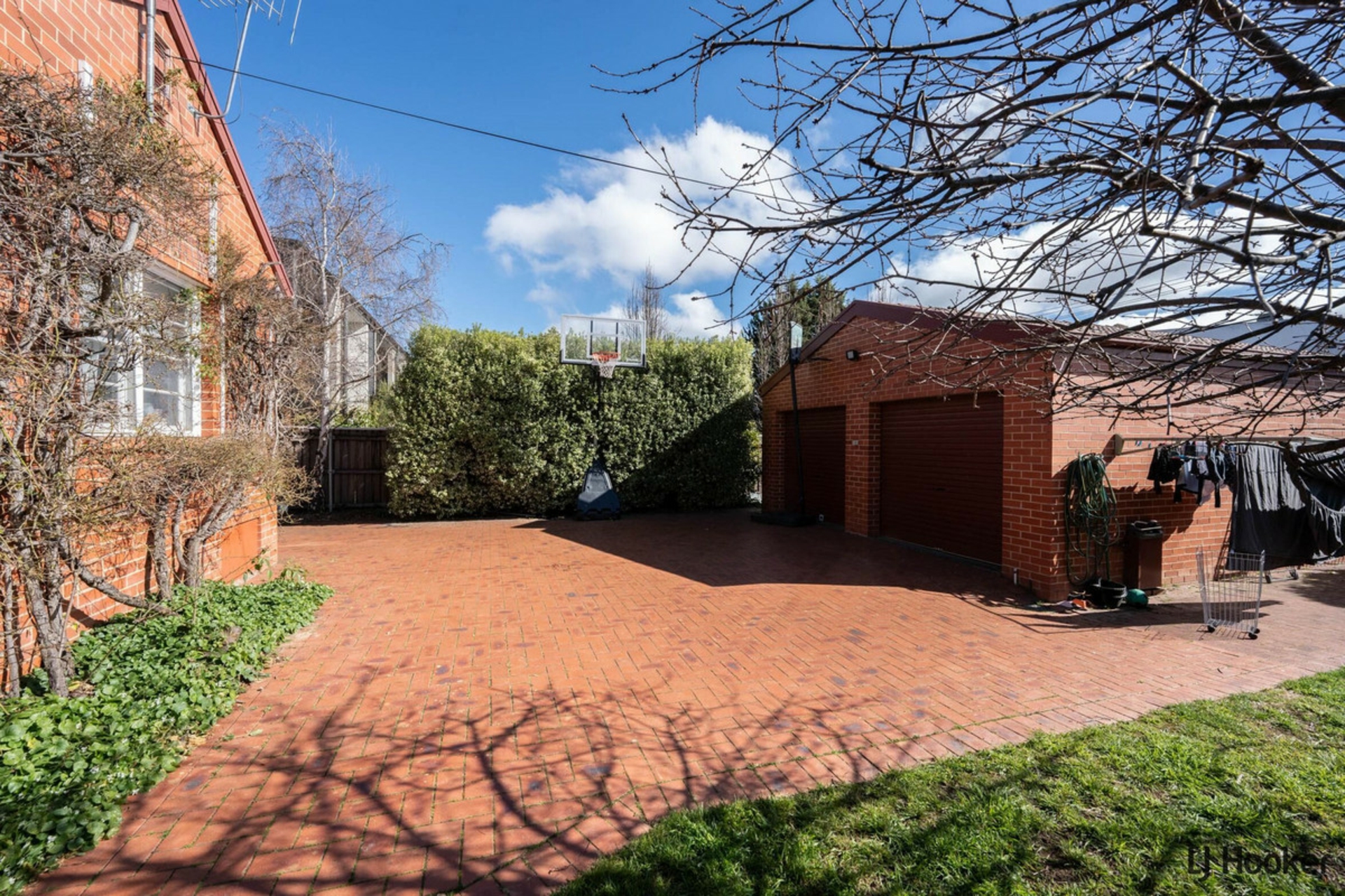 16 Greenway Street — photo 6 of 11