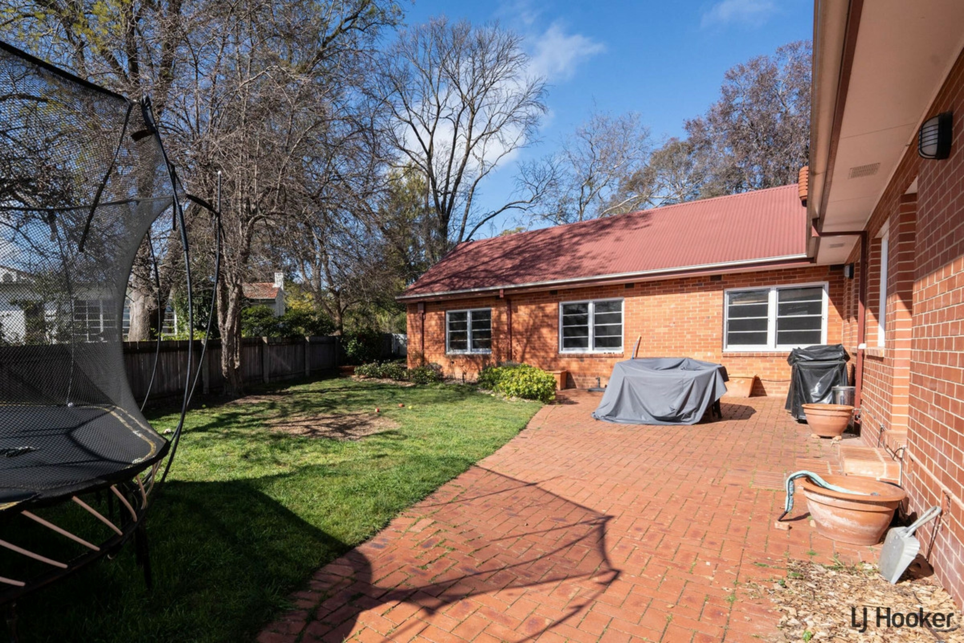 16 Greenway Street — photo 7 of 11