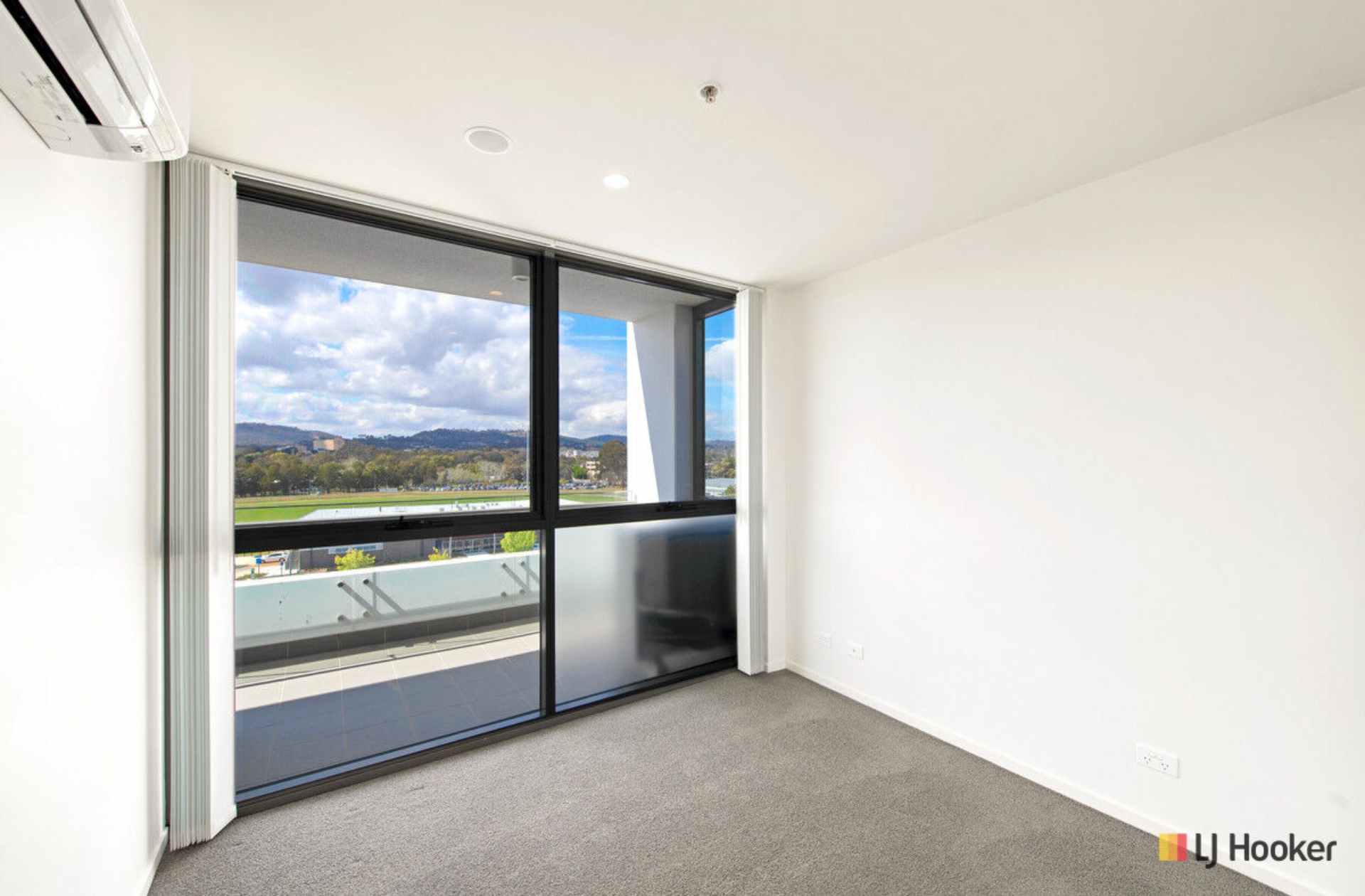 182/7 Irving Street, PHILLIP
