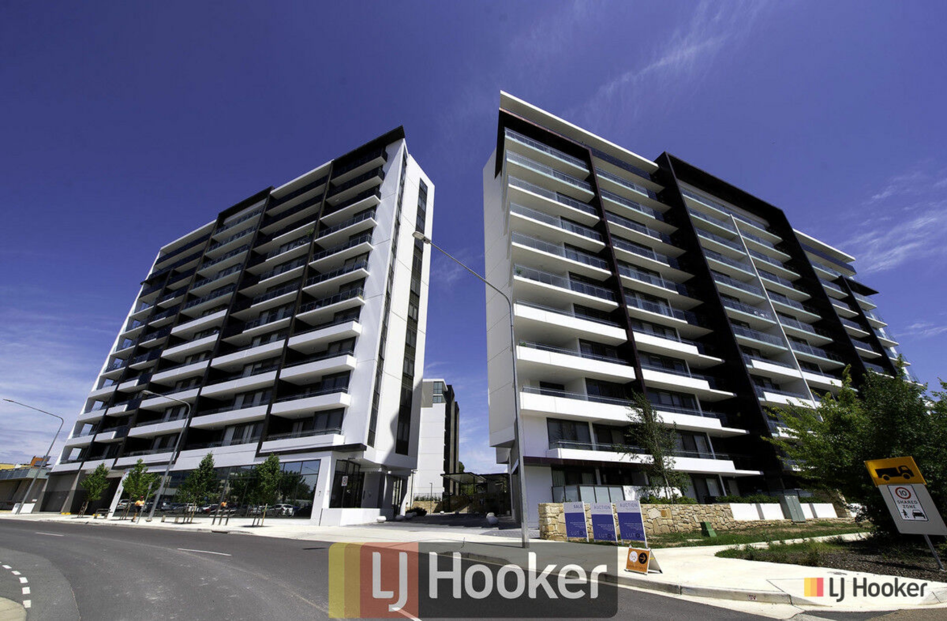 182/7 Irving Street, PHILLIP