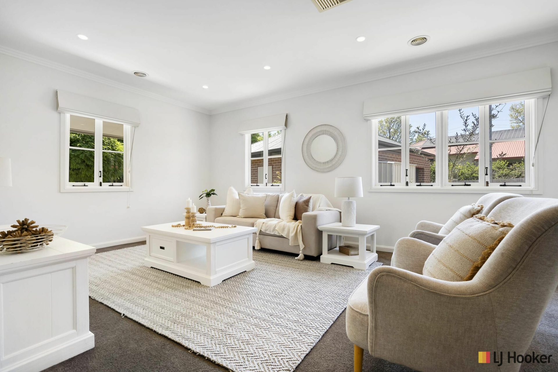 12 Officer Crescent, AINSLIE