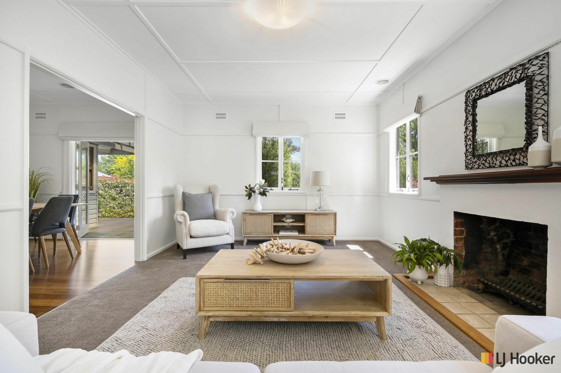 12 Officer Crescent, AINSLIE