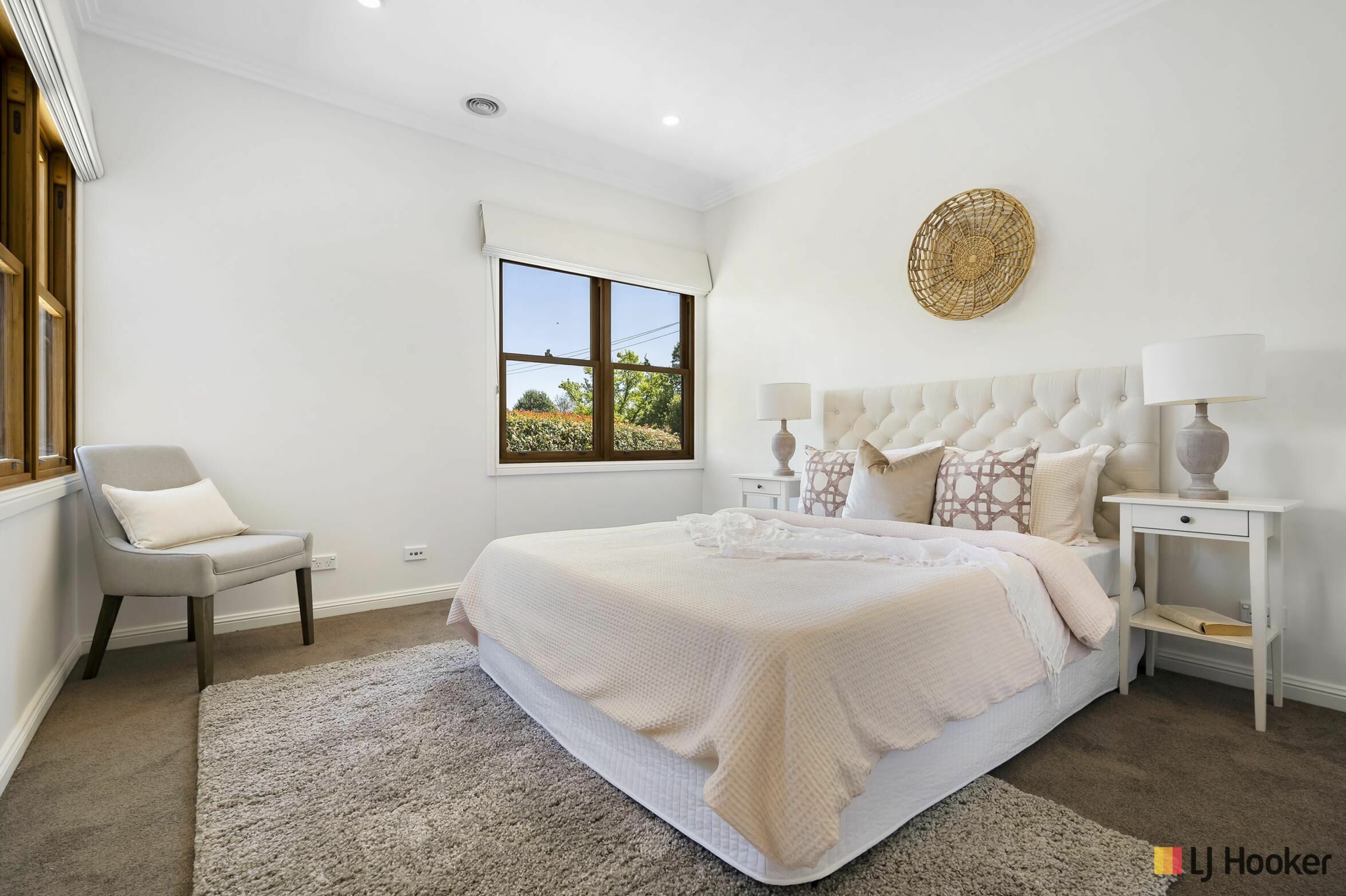 12 Officer Crescent, AINSLIE