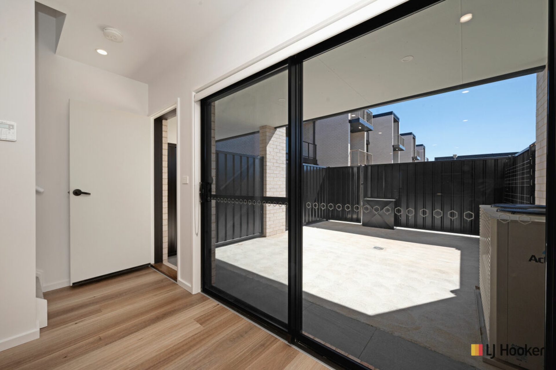 25/2 Cornelius Street, COOMBS