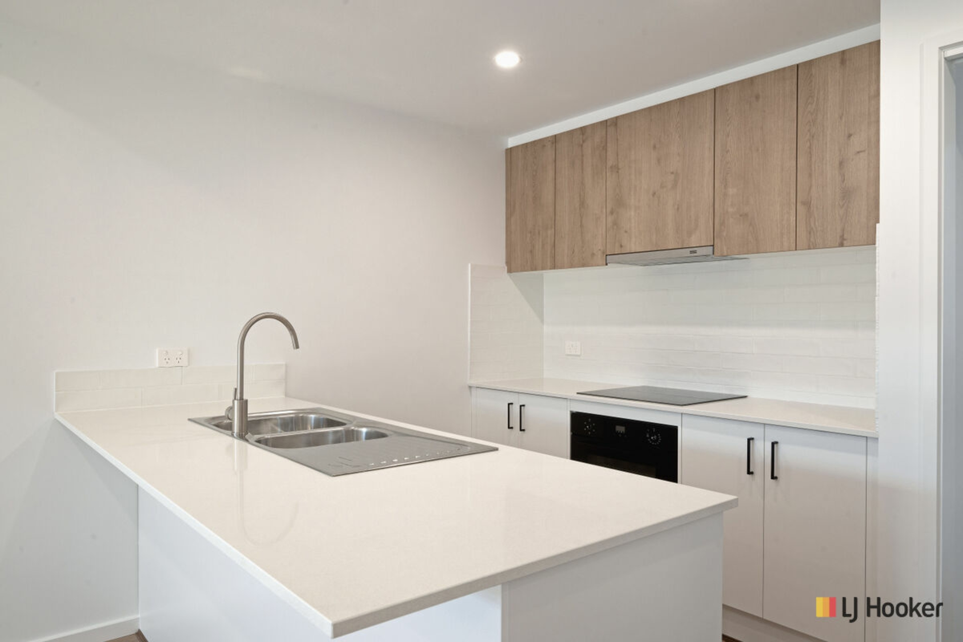 25/2 Cornelius Street, COOMBS