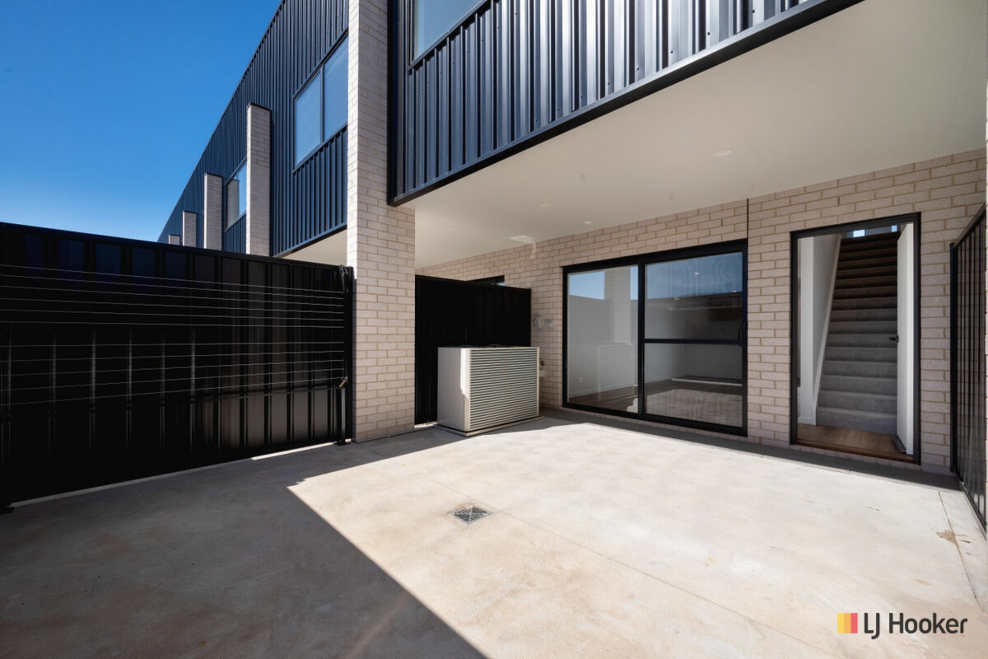 25/2 Cornelius Street, COOMBS
