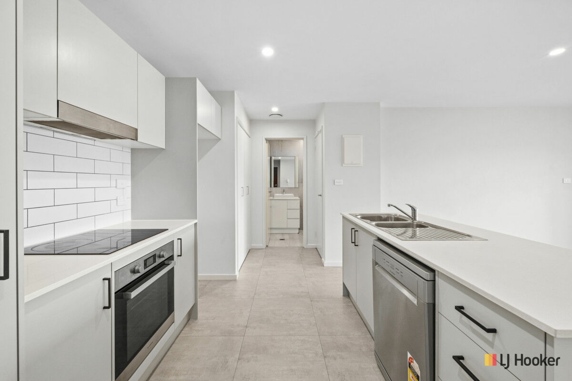 15/530 Cotter Road, COOMBS