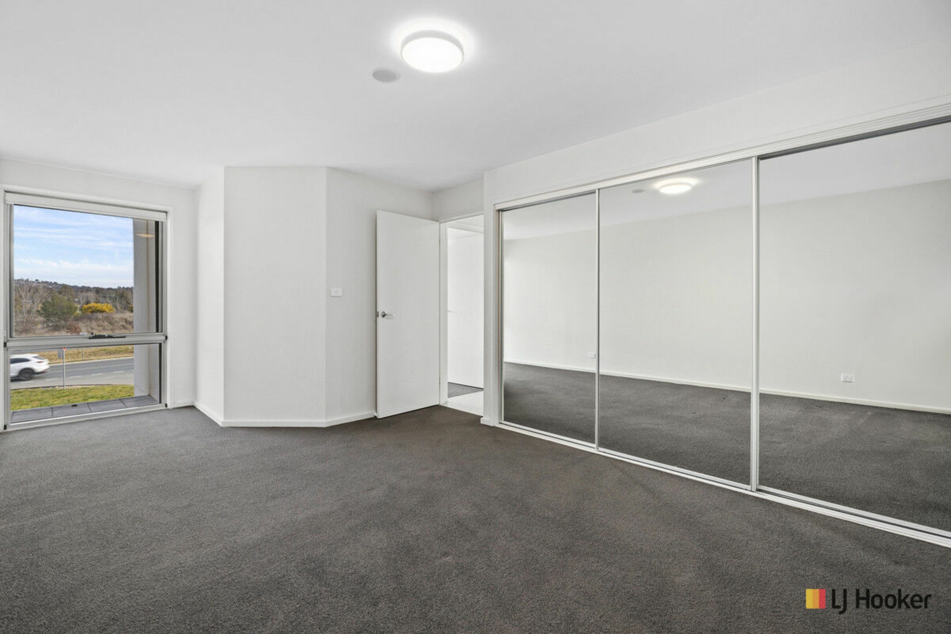 15/530 Cotter Road, COOMBS
