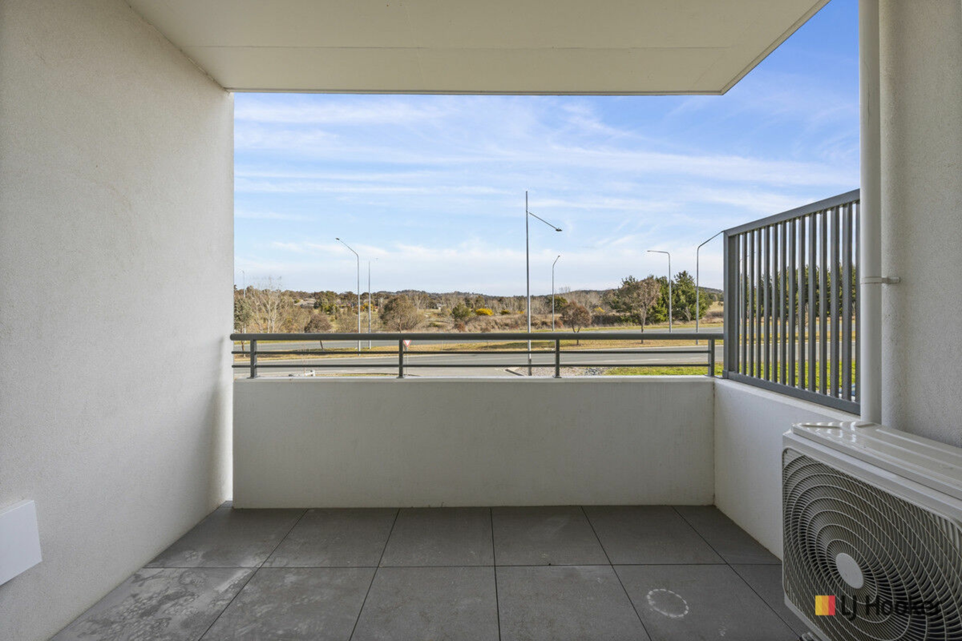 15/530 Cotter Road, COOMBS