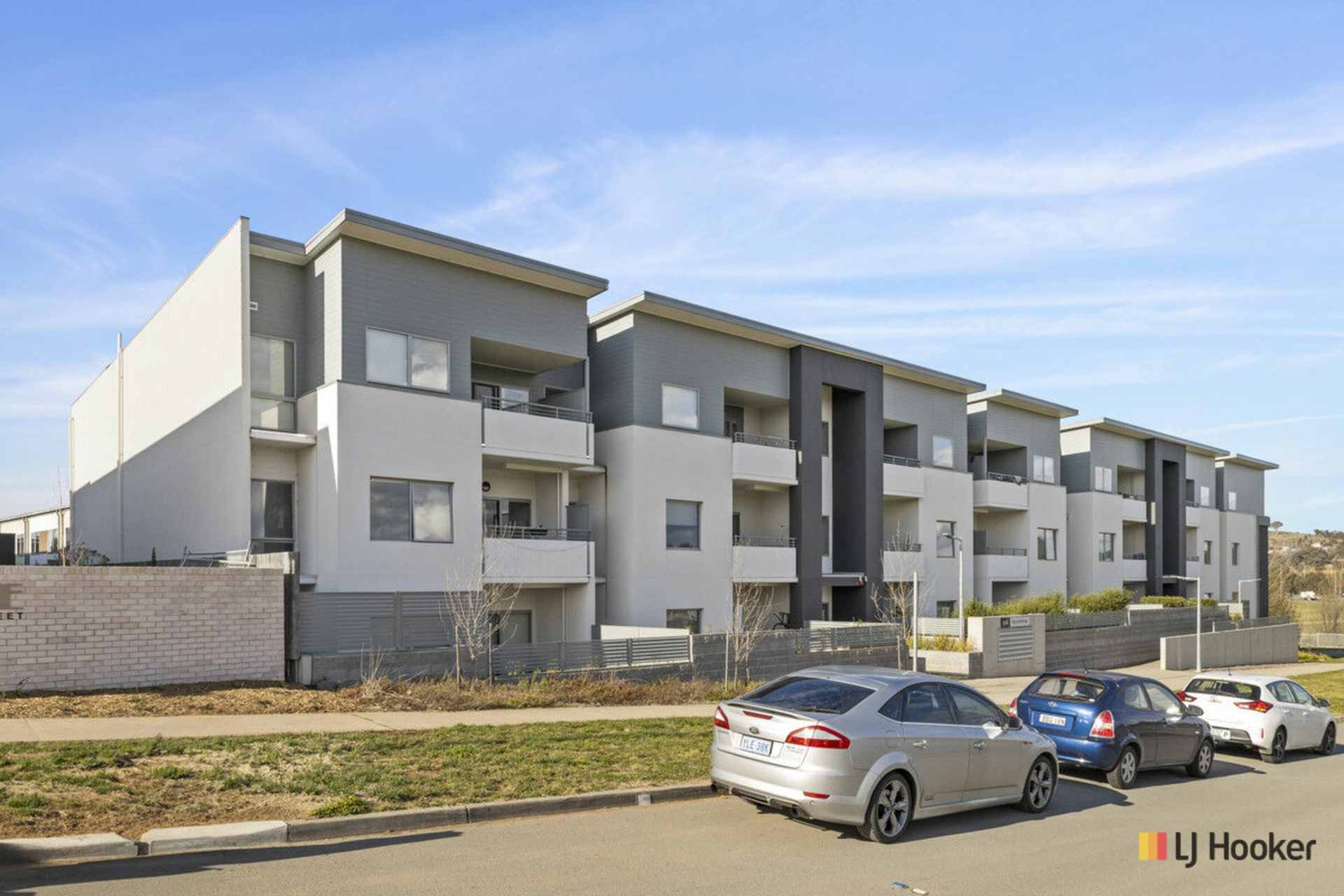 15/530 Cotter Road, COOMBS
