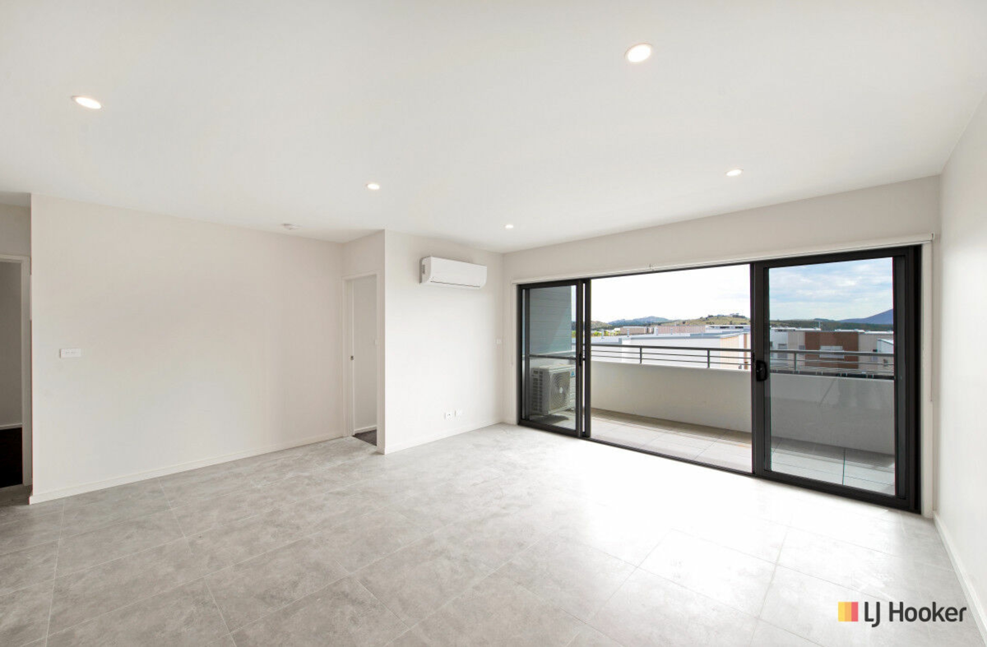 40/530 Cotter Road, COOMBS