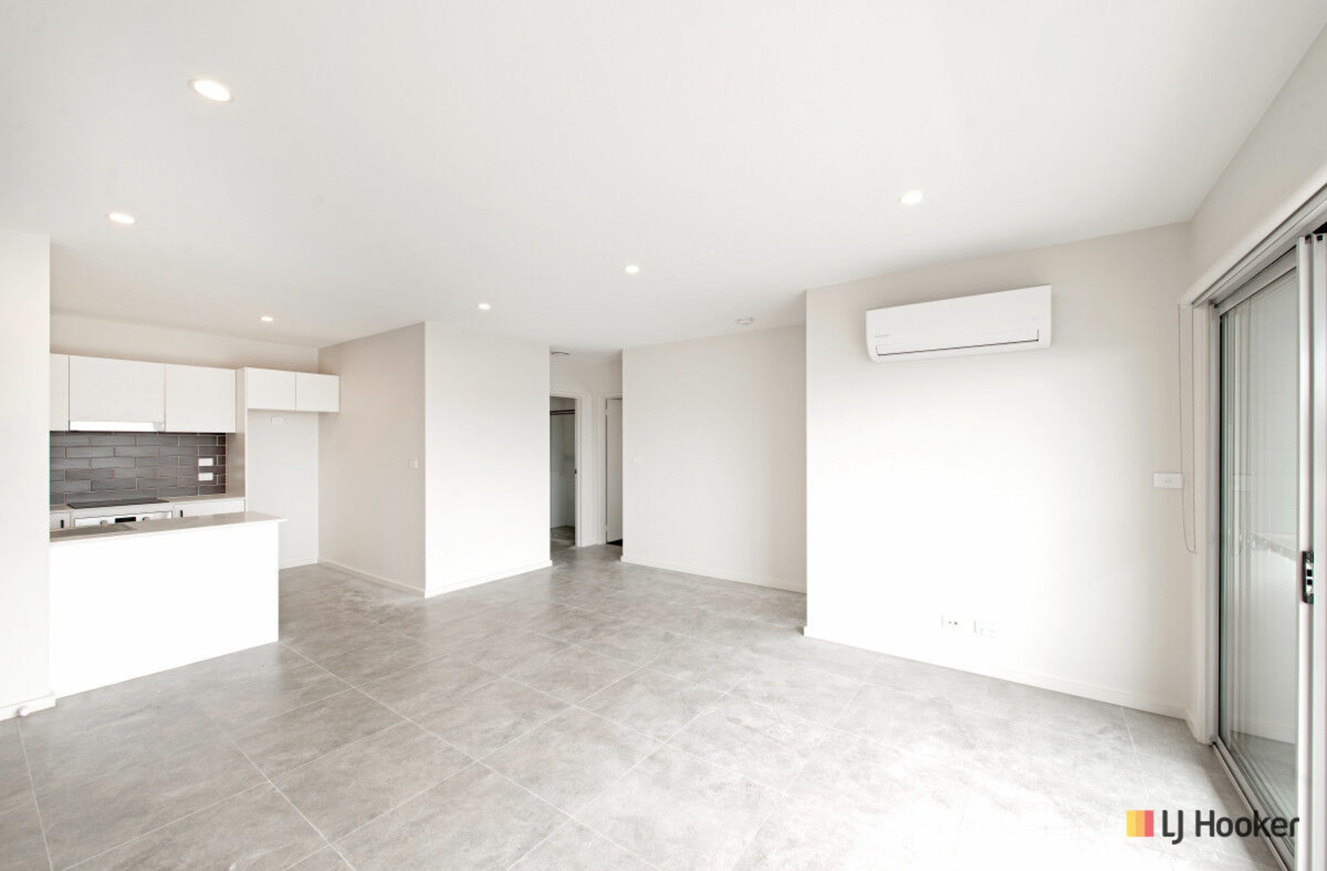 40/530 Cotter Road, COOMBS