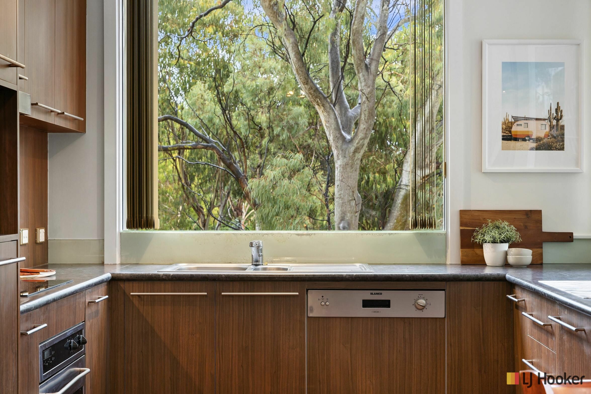 8/12 Challis Street Dickson ACT Apartment for Sale LJ Hooker