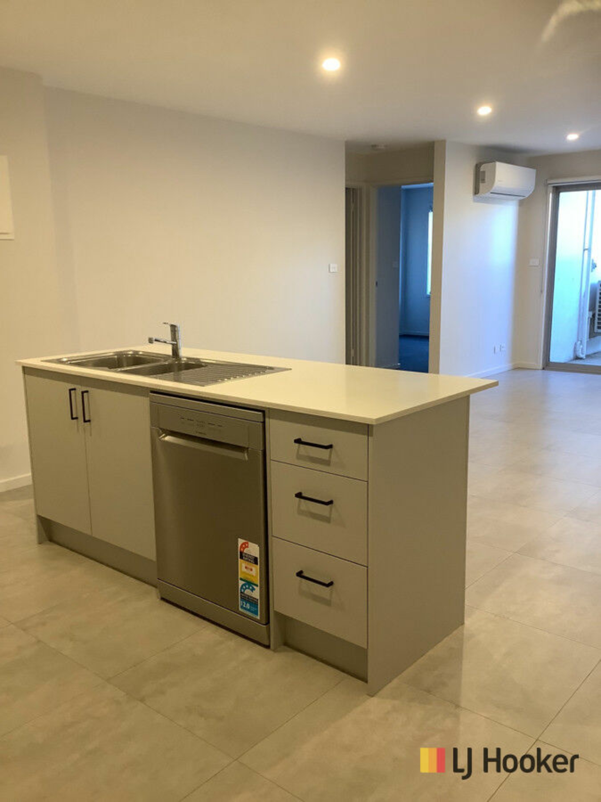 3/530 Cotter Road Coombs ACT Apartment for Rent LJ Hooker