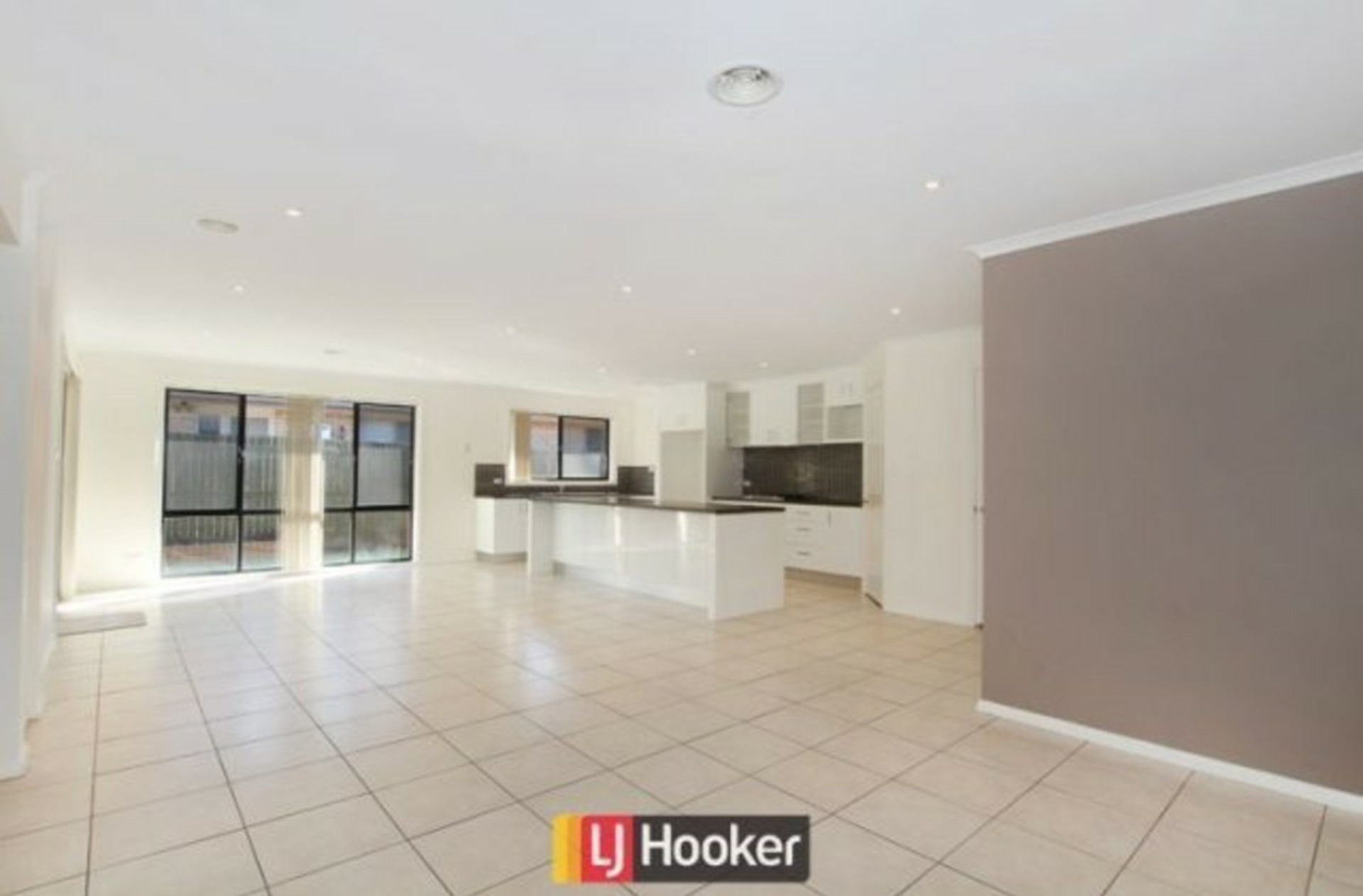42 Kitty McEwan Street, MCKELLAR