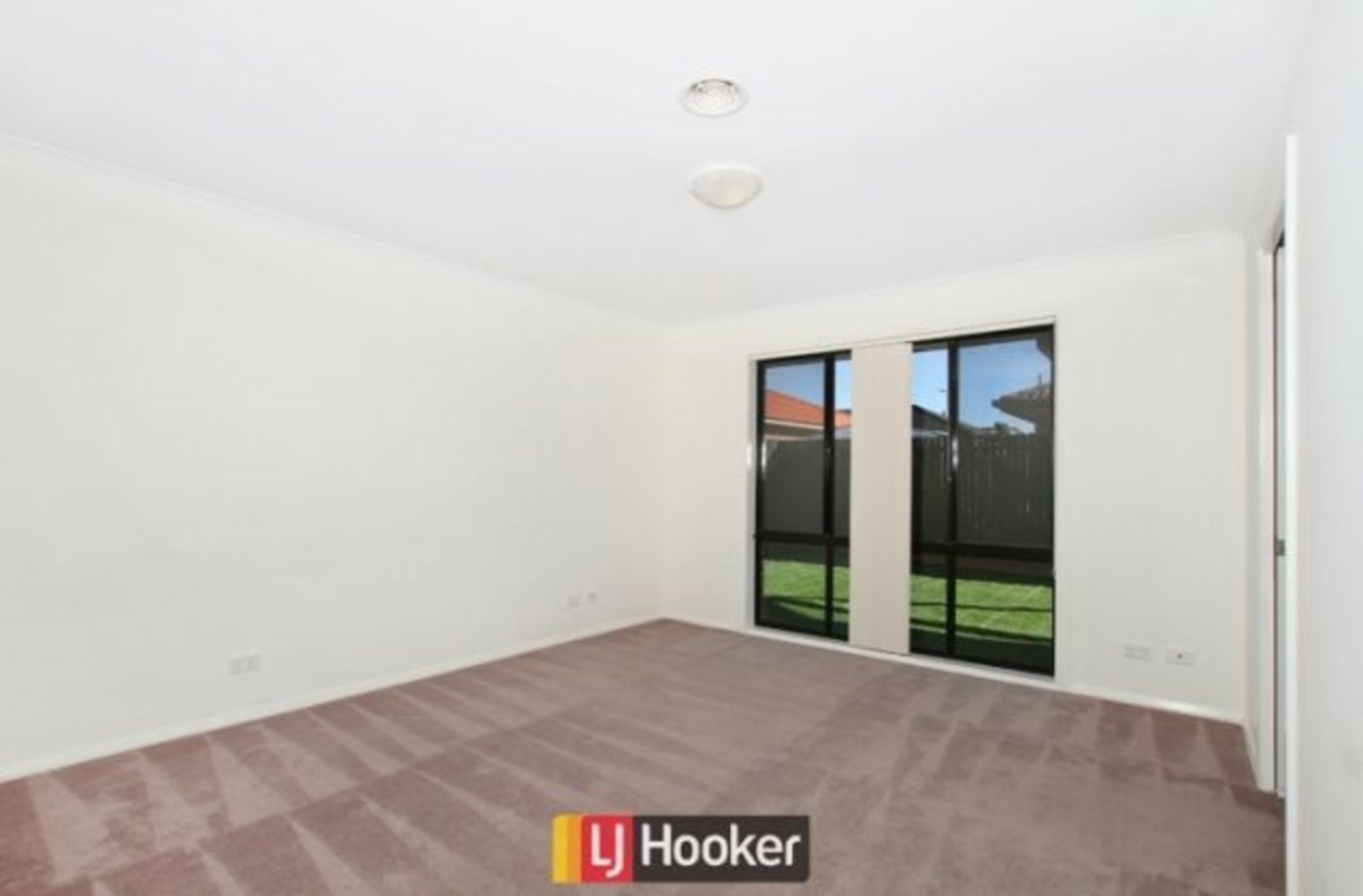 42 Kitty McEwan Street, MCKELLAR