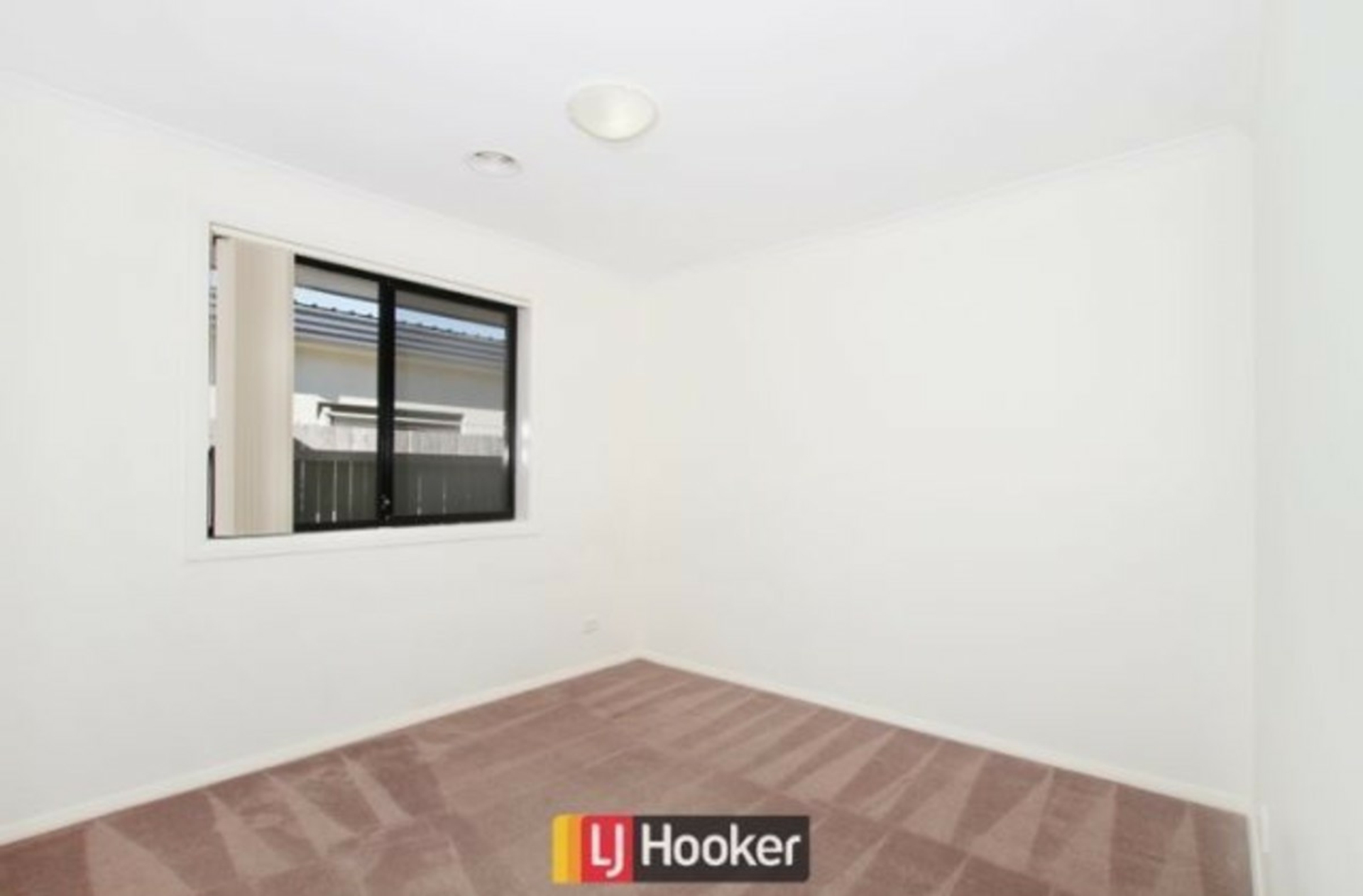 42 Kitty McEwan Street, MCKELLAR