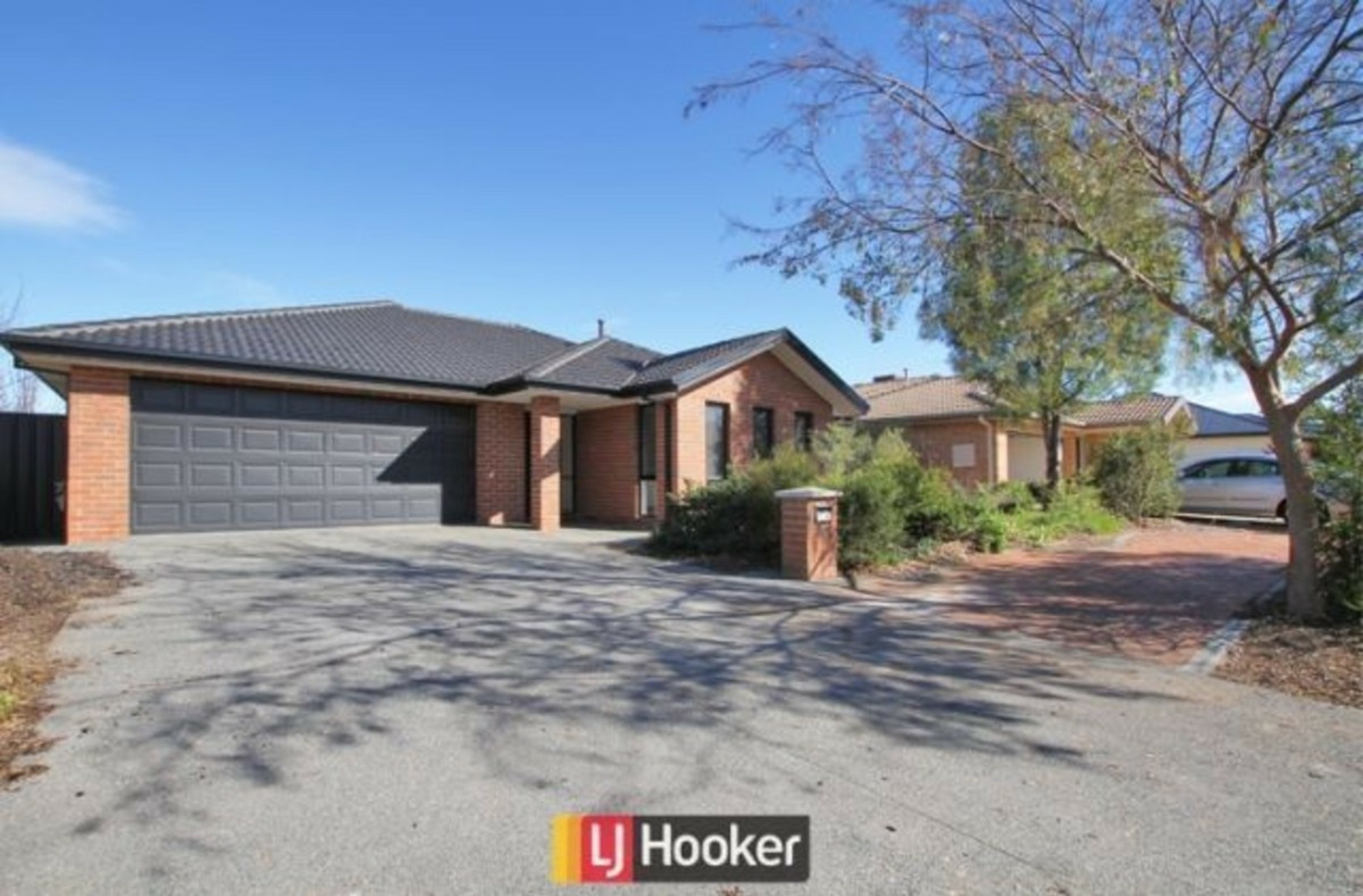 42 Kitty McEwan Street, MCKELLAR