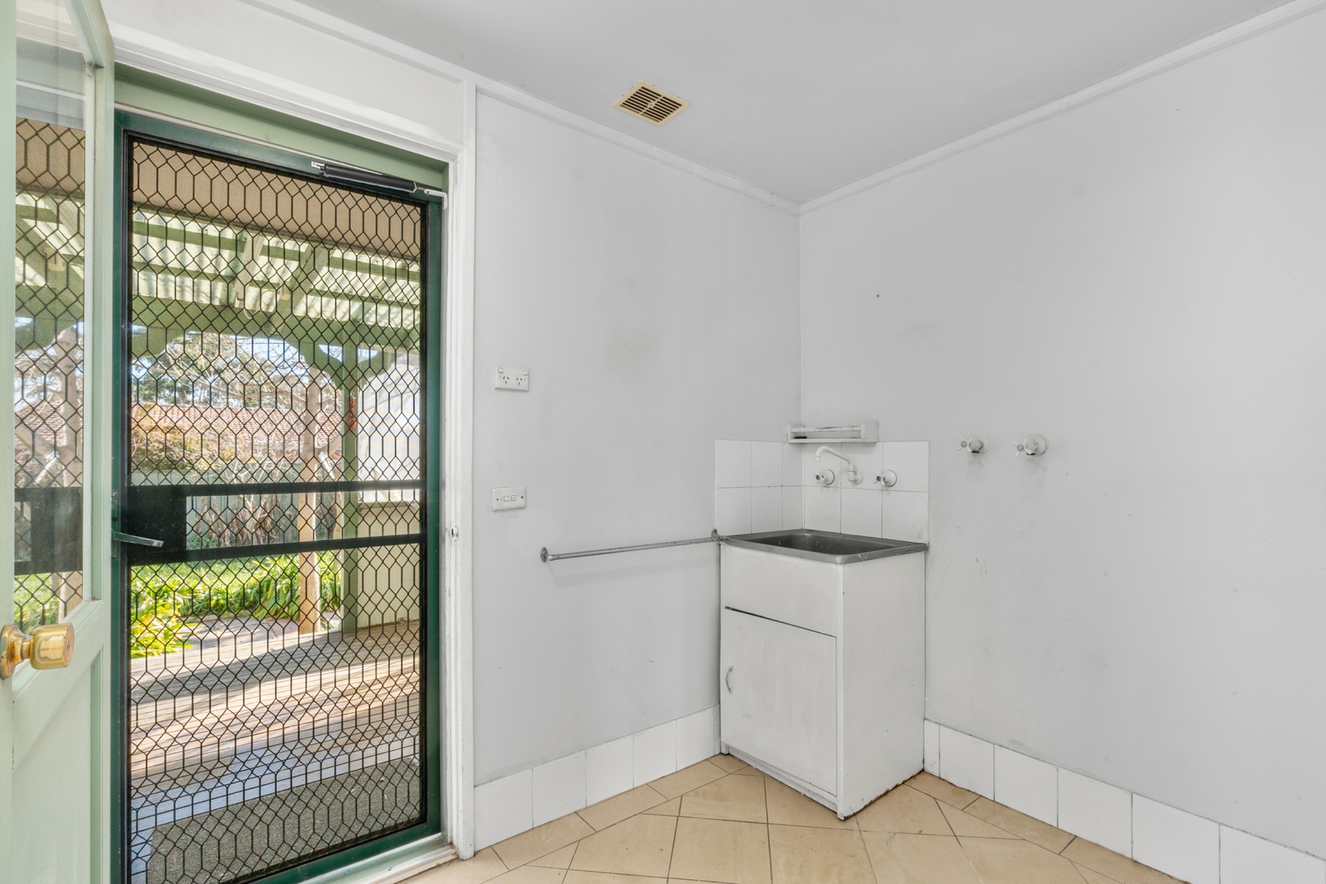 102 Maribyrnong Avenue, KALEEN