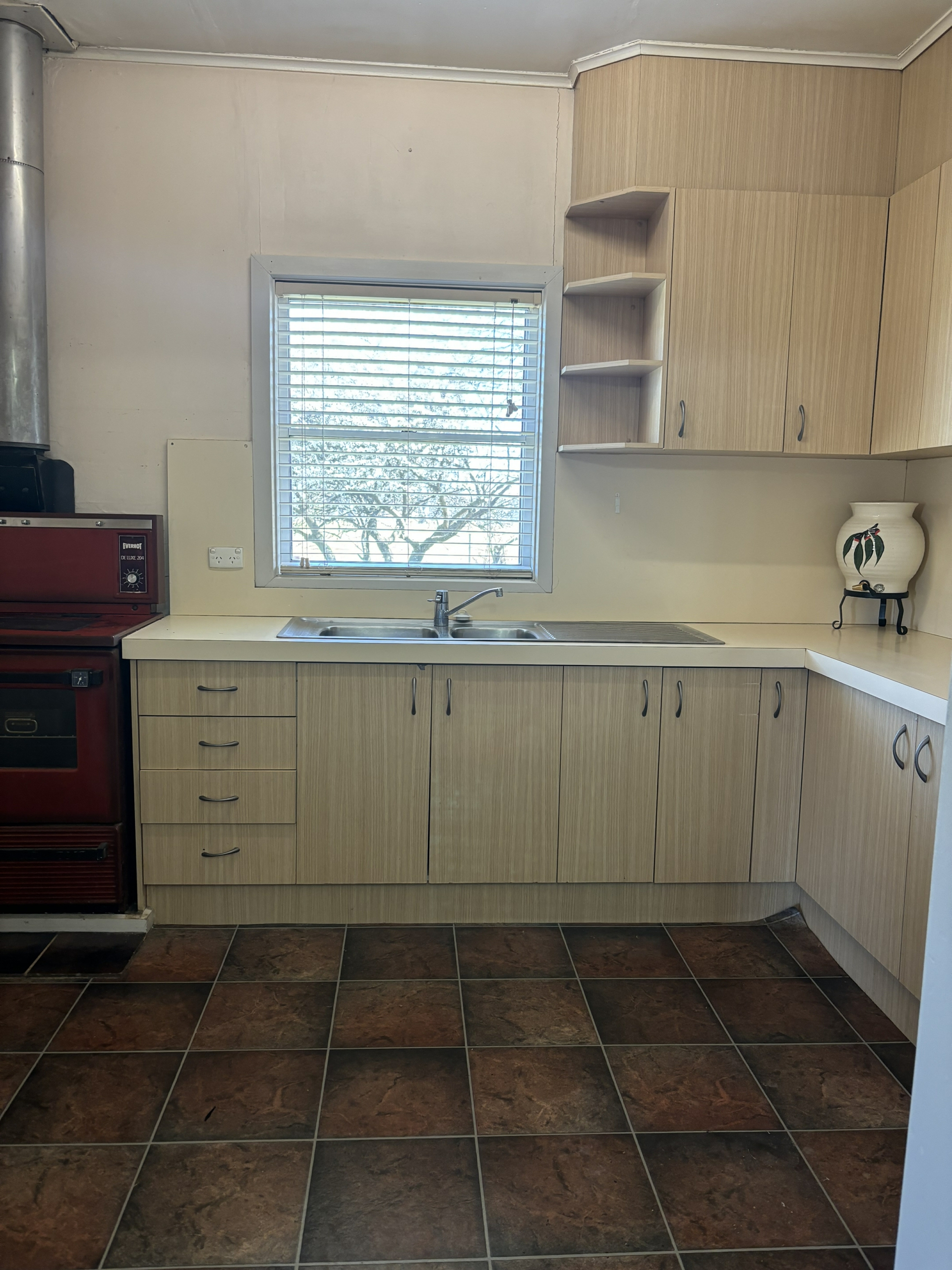 210 Kaveneys Road, JEIR