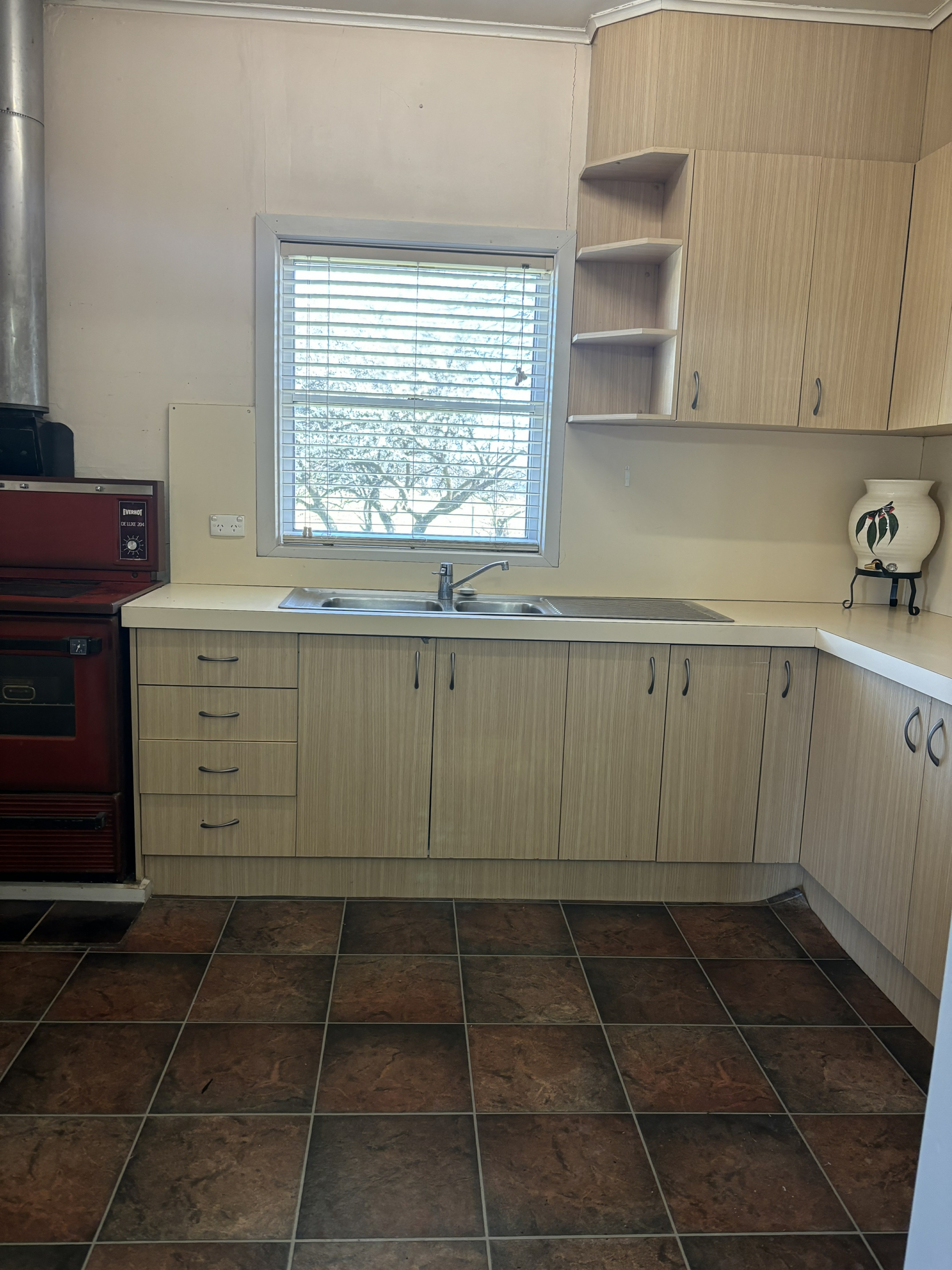 210 Kaveneys Road, JEIR