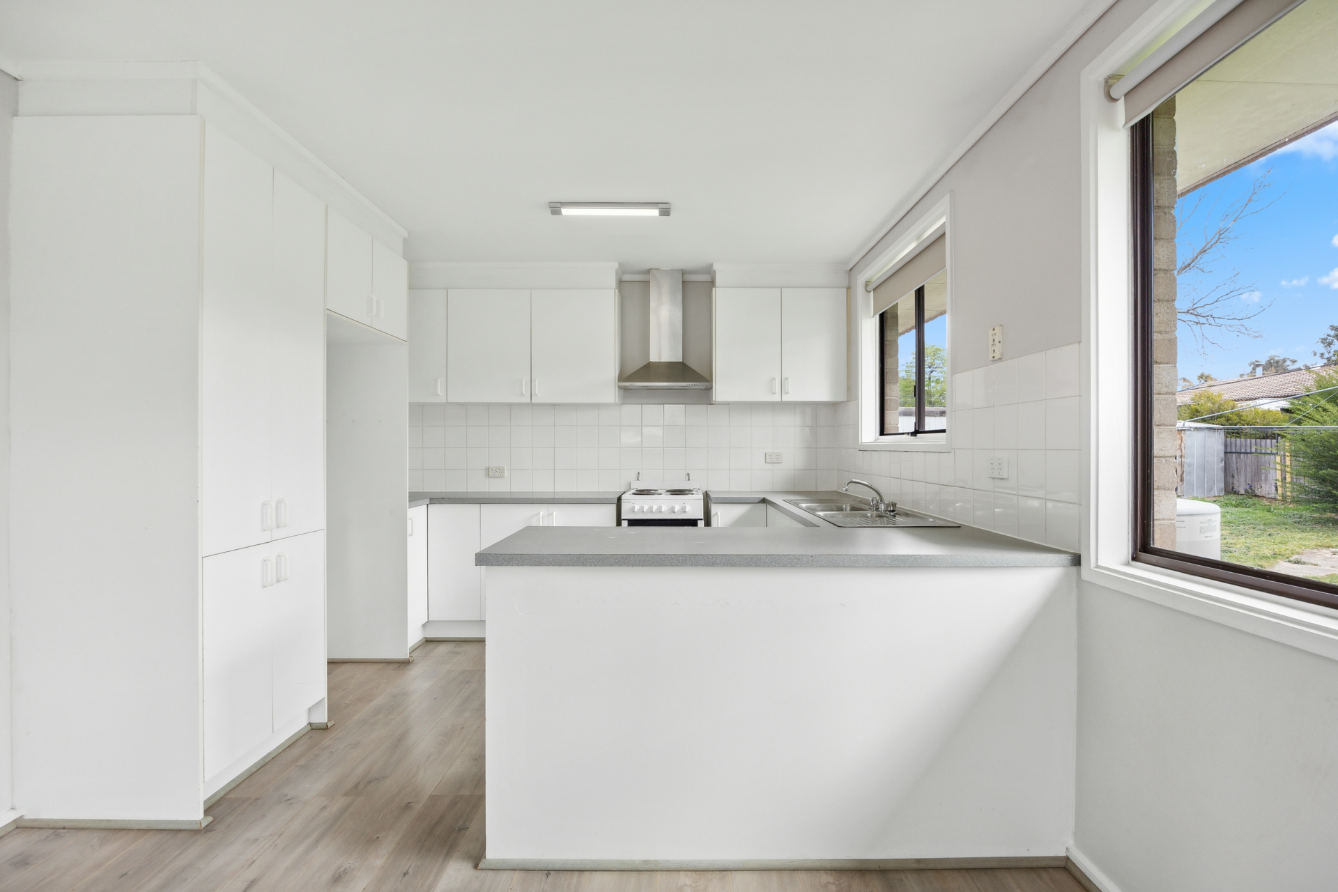 4 Hepburn Place, KAMBAH