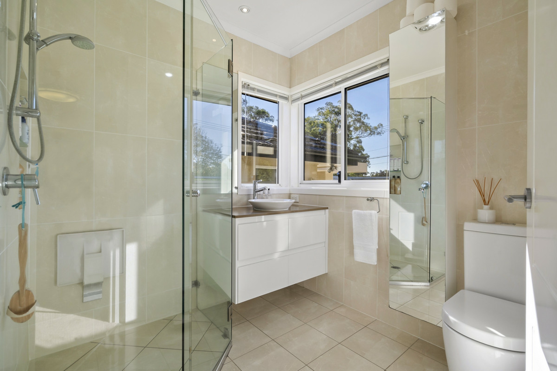 12 Gellibrand Street, CAMPBELL