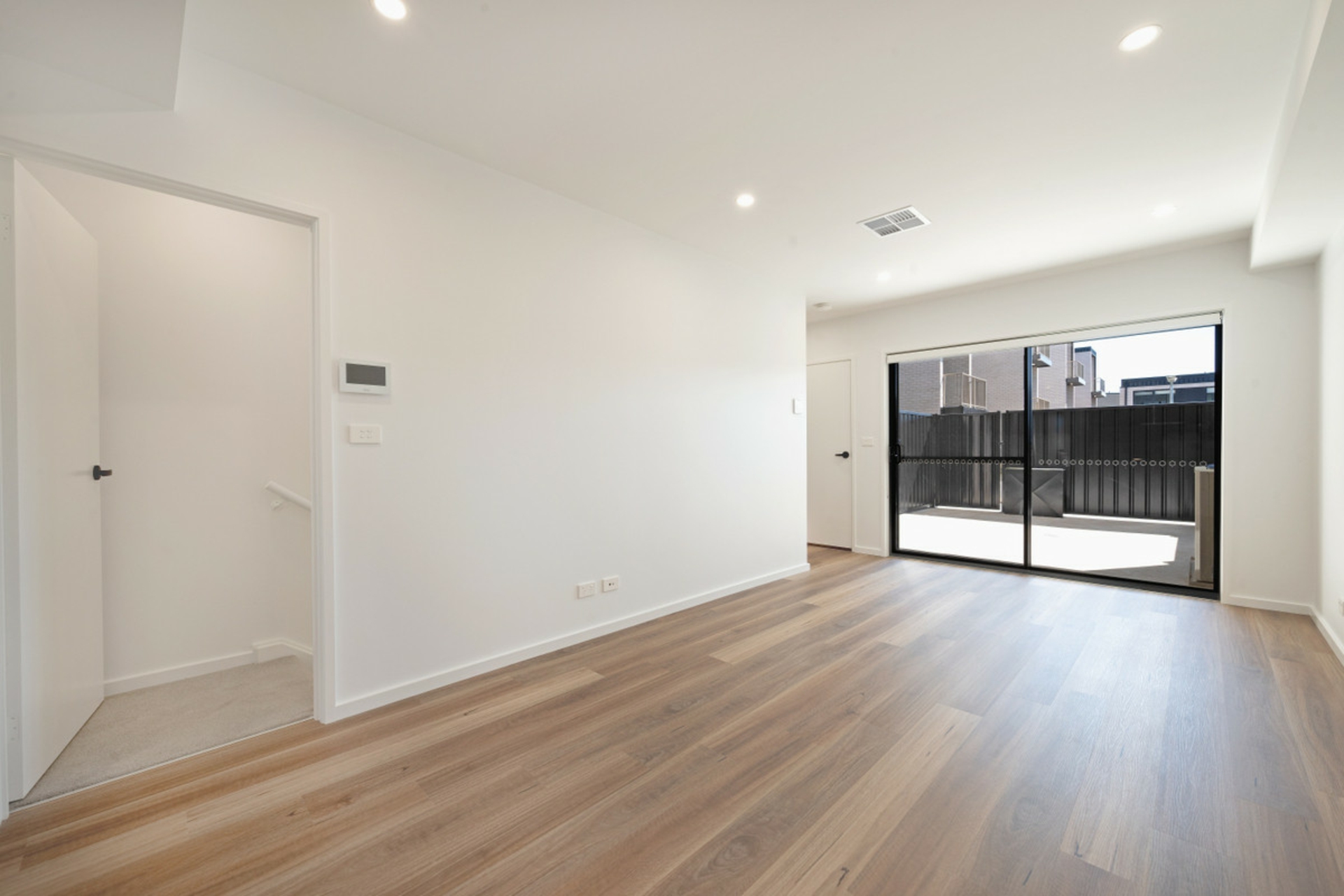 27/2 Cornelius Street, COOMBS
