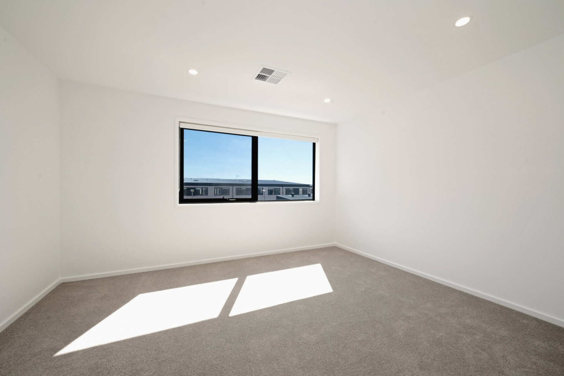 27/2 Cornelius Street, COOMBS