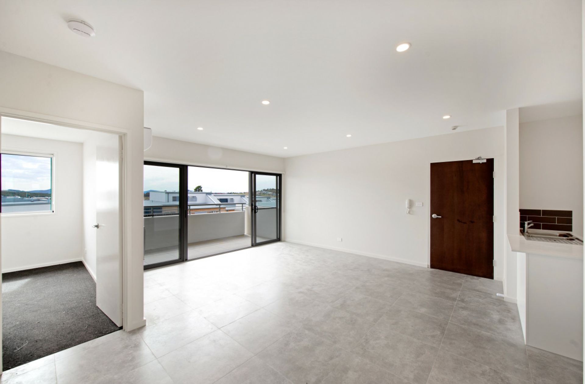 10/530 Cotter Road, COOMBS