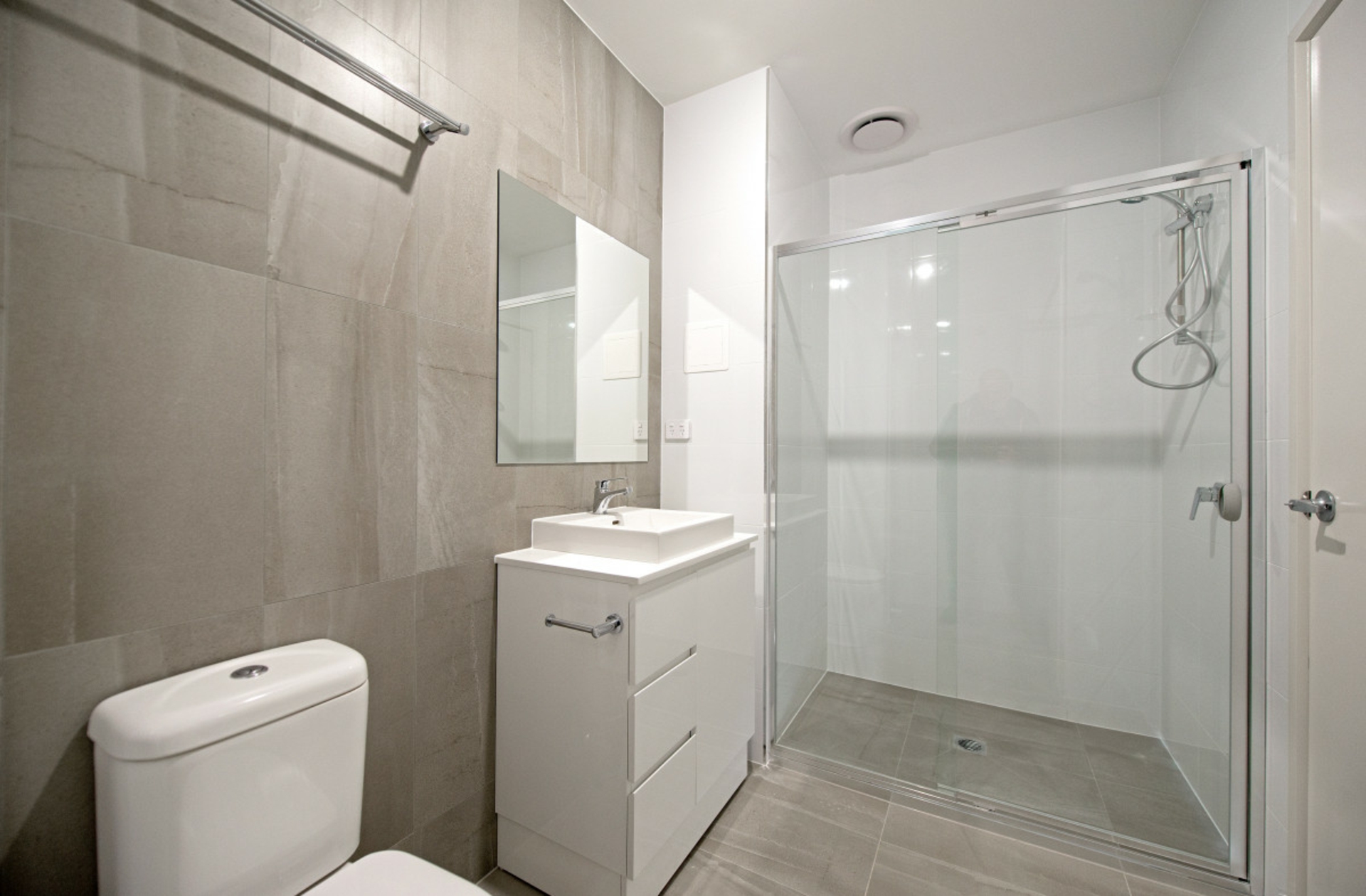 10/530 Cotter Road, COOMBS
