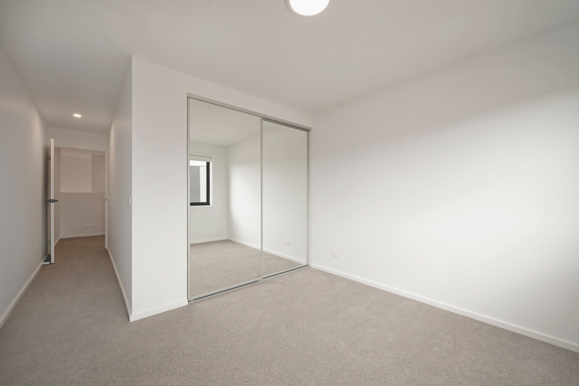 2/2 Cornelius Street, COOMBS