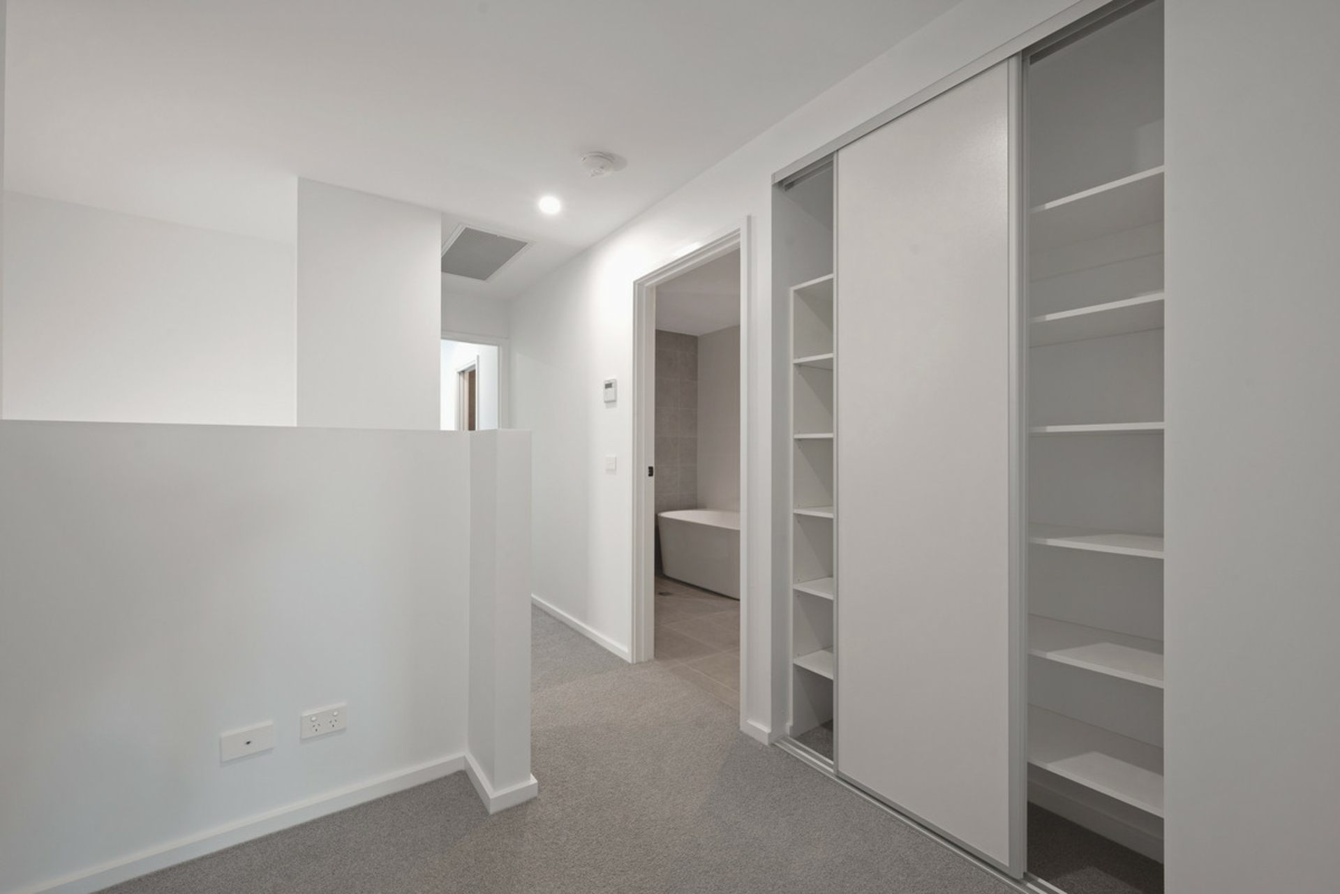 2/2 Cornelius Street, COOMBS
