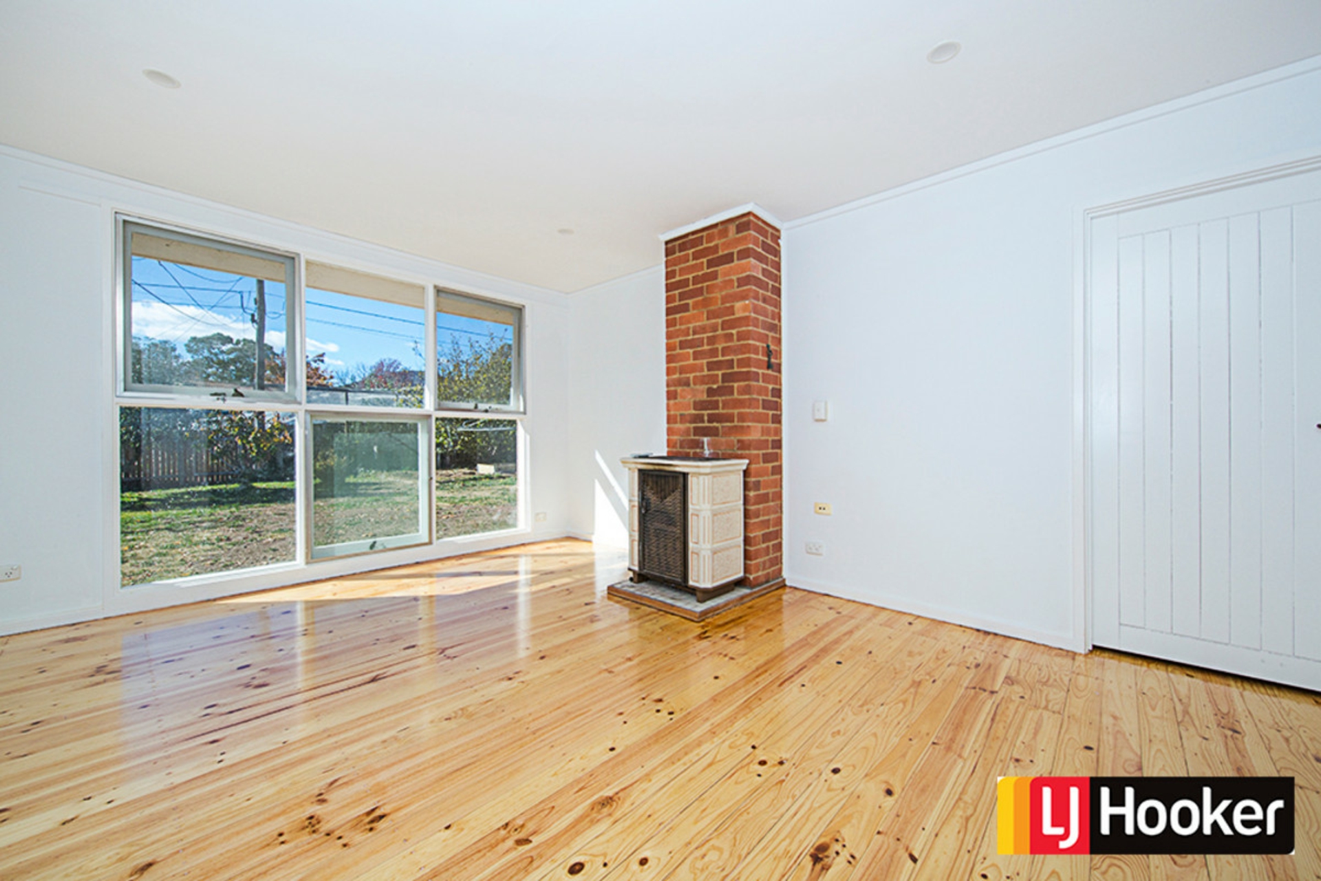 213 Phillip Avenue, HACKETT