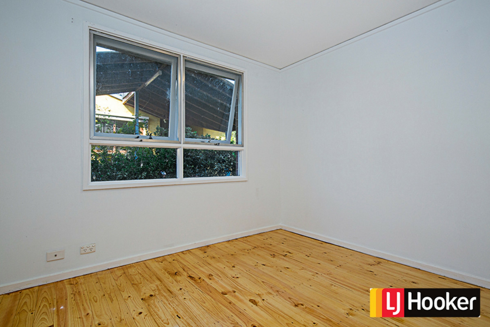 213 Phillip Avenue, HACKETT