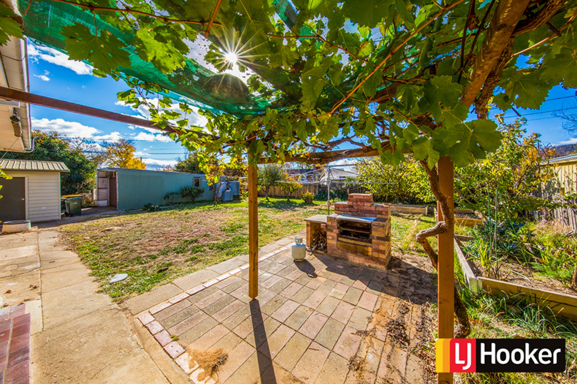 213 Phillip Avenue, HACKETT