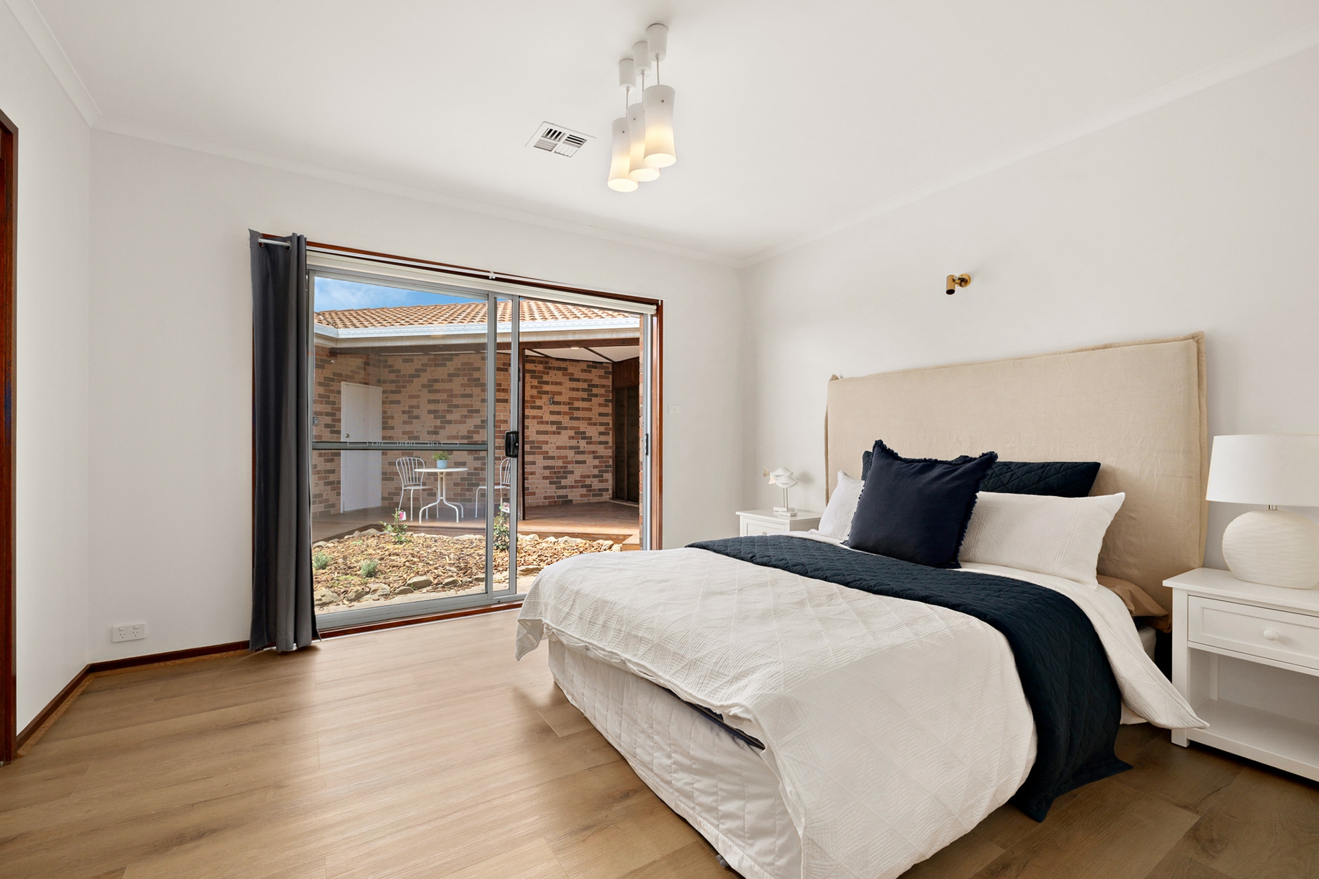 16 Mollee Crescent, ISABELLA PLAINS