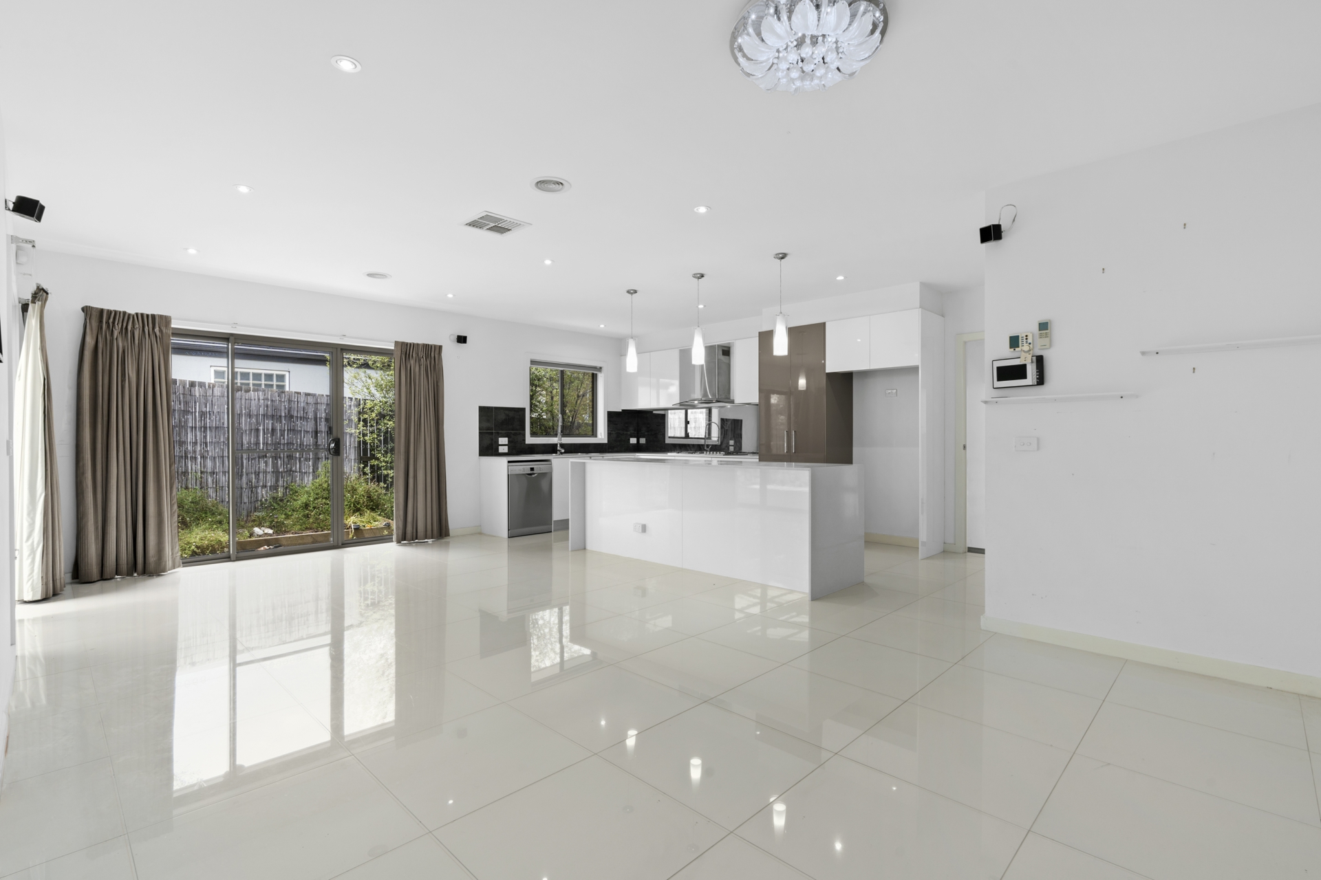 146 Langtree Crescent, CRACE