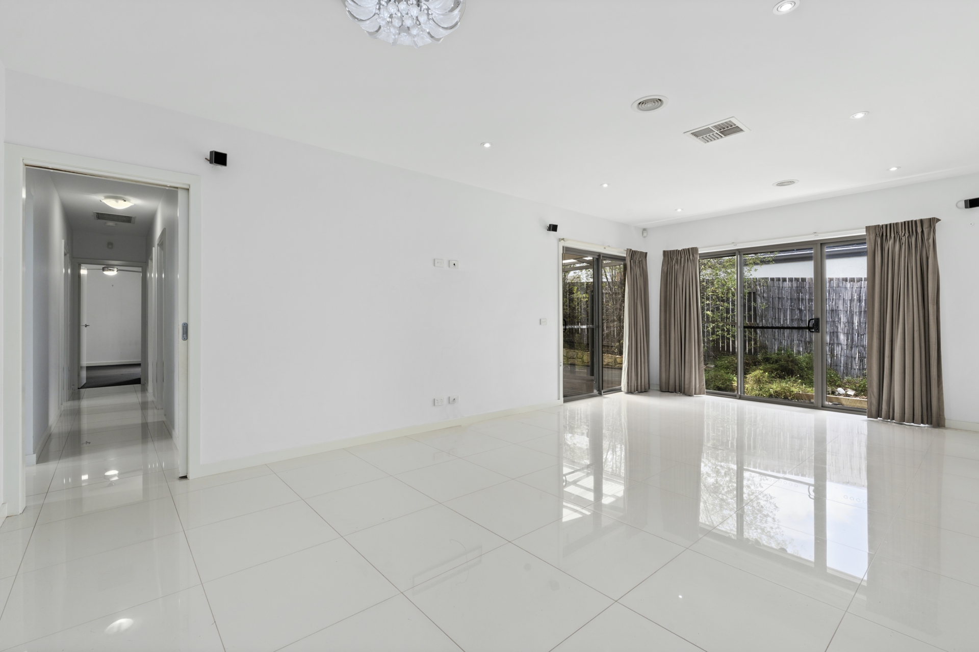 146 Langtree Crescent, CRACE