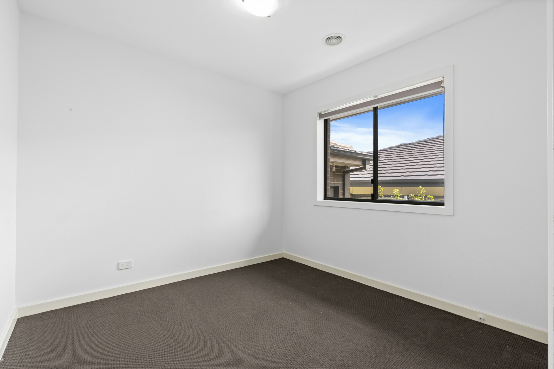 146 Langtree Crescent, CRACE