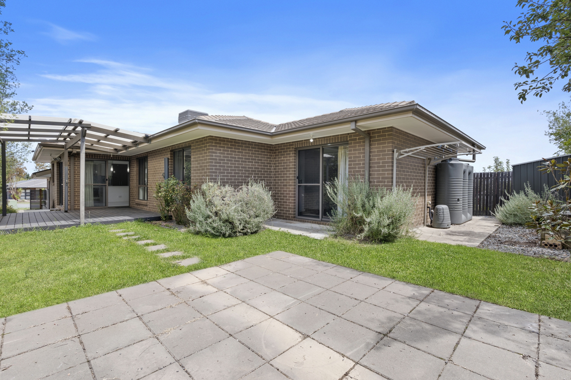 146 Langtree Crescent, CRACE
