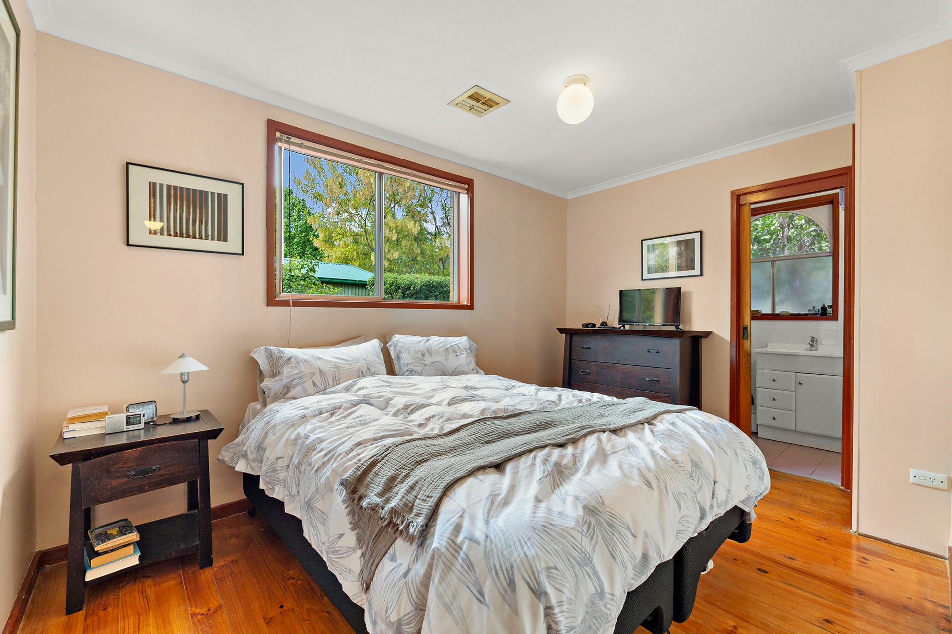 8 Hedley Street, HACKETT