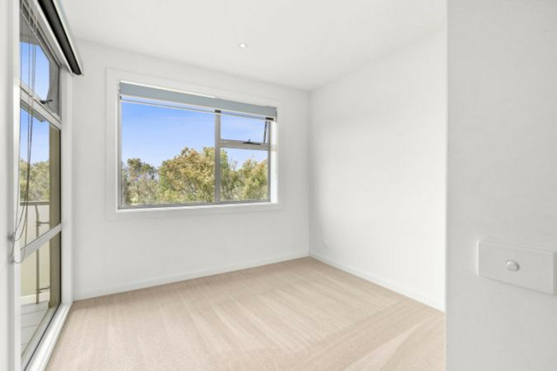 22/21 Christina Stead Street, FRANKLIN