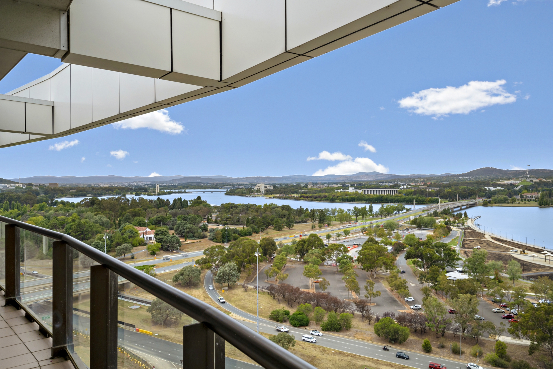 2002/2 Marcus Clarke Street, City