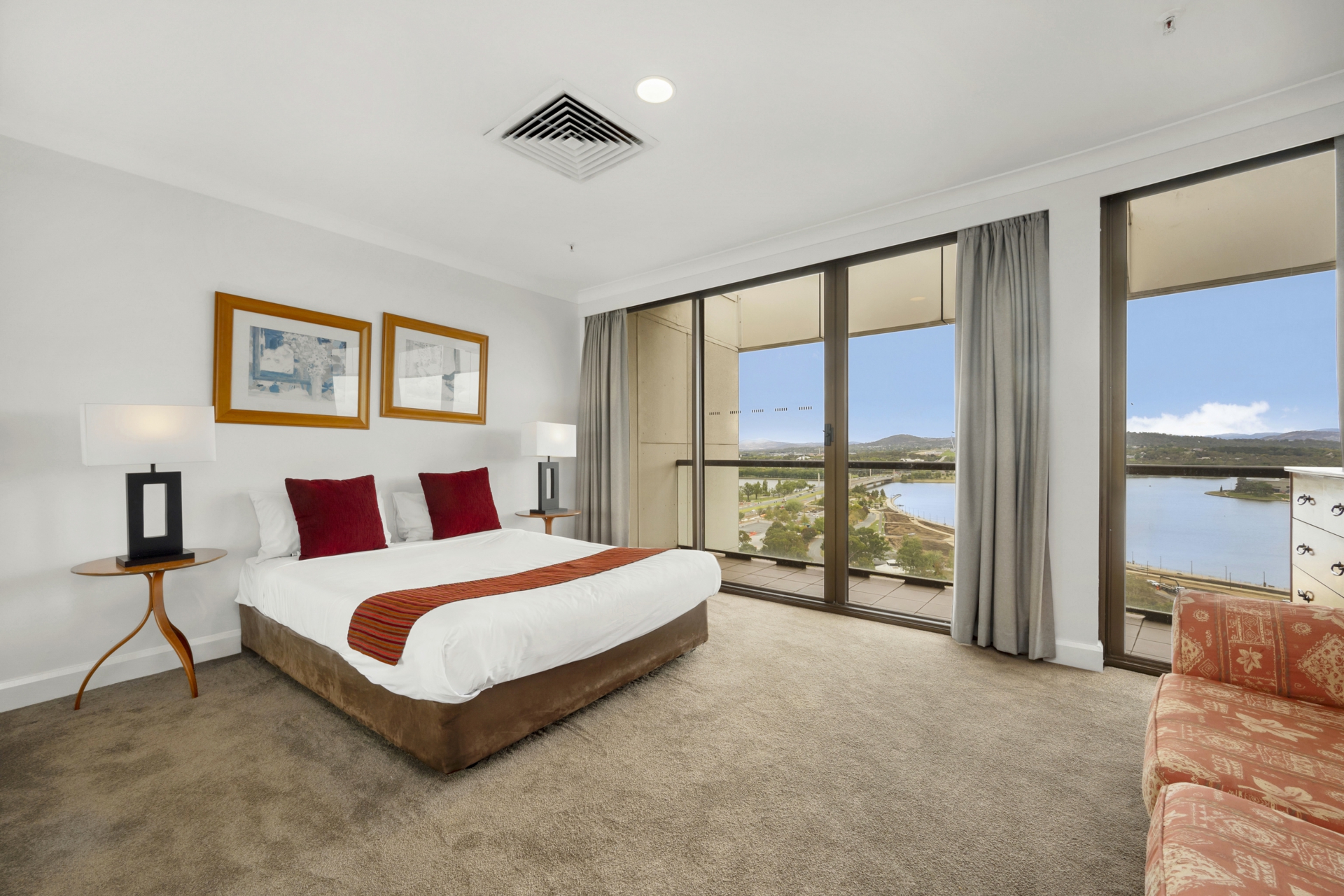 2002/2 Marcus Clarke Street, City